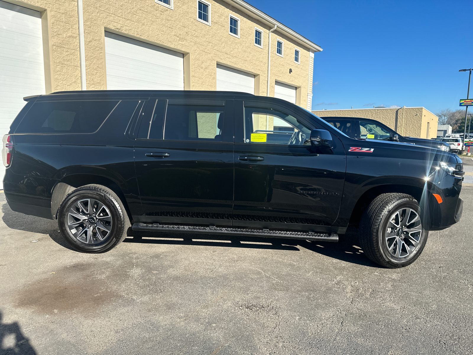 2023 Chevrolet Suburban Z71 11