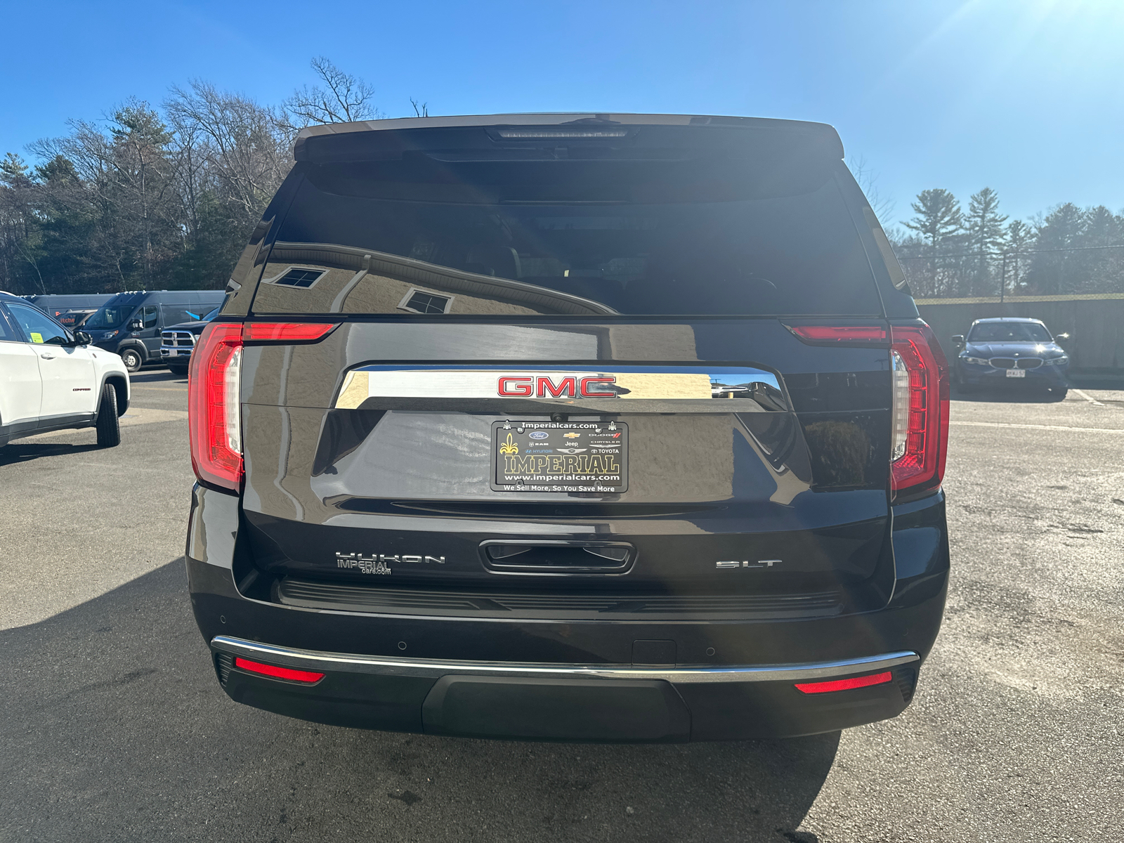 2023 GMC Yukon SLT 12