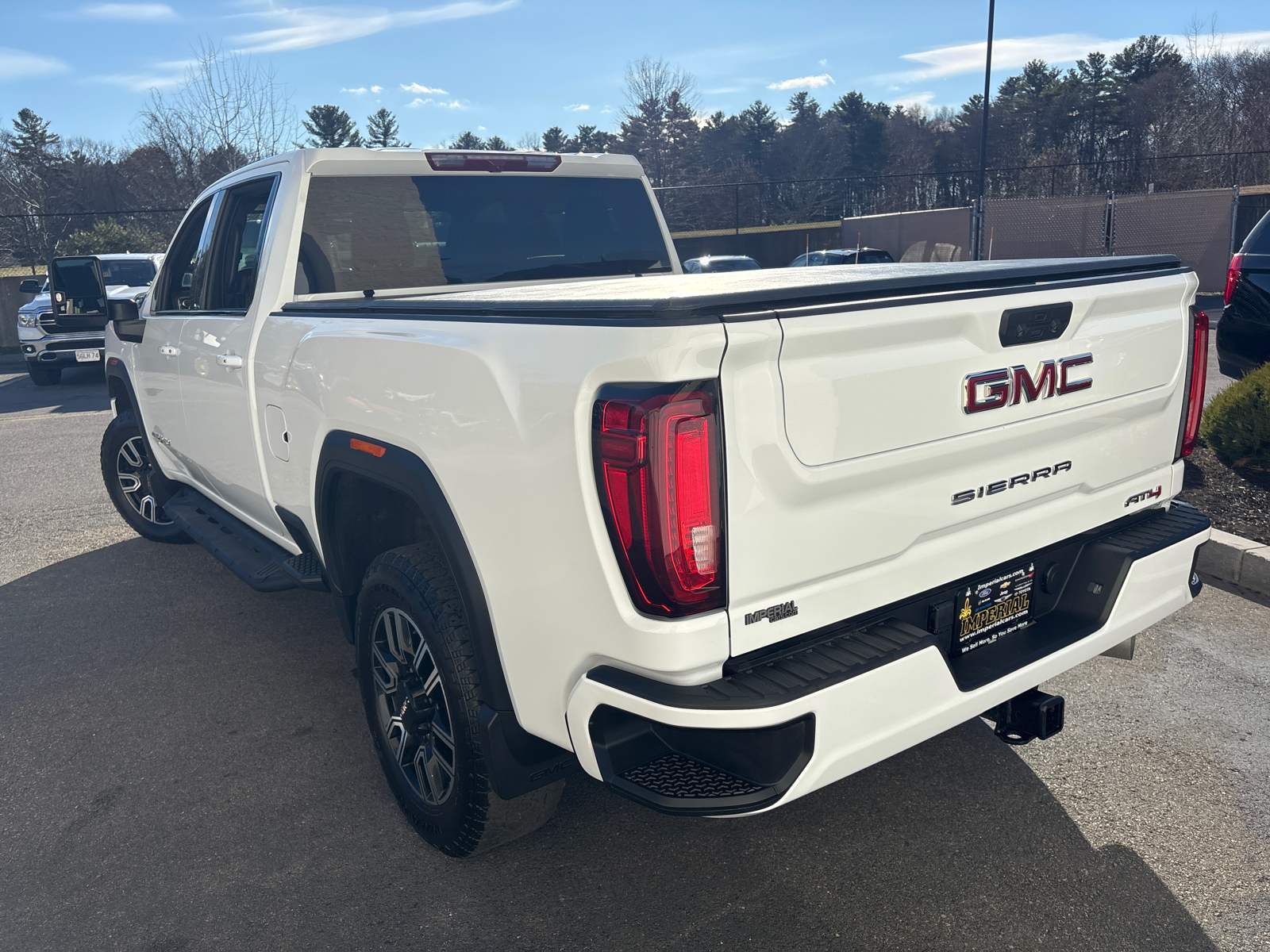 2023 GMC Sierra 2500HD AT4 7