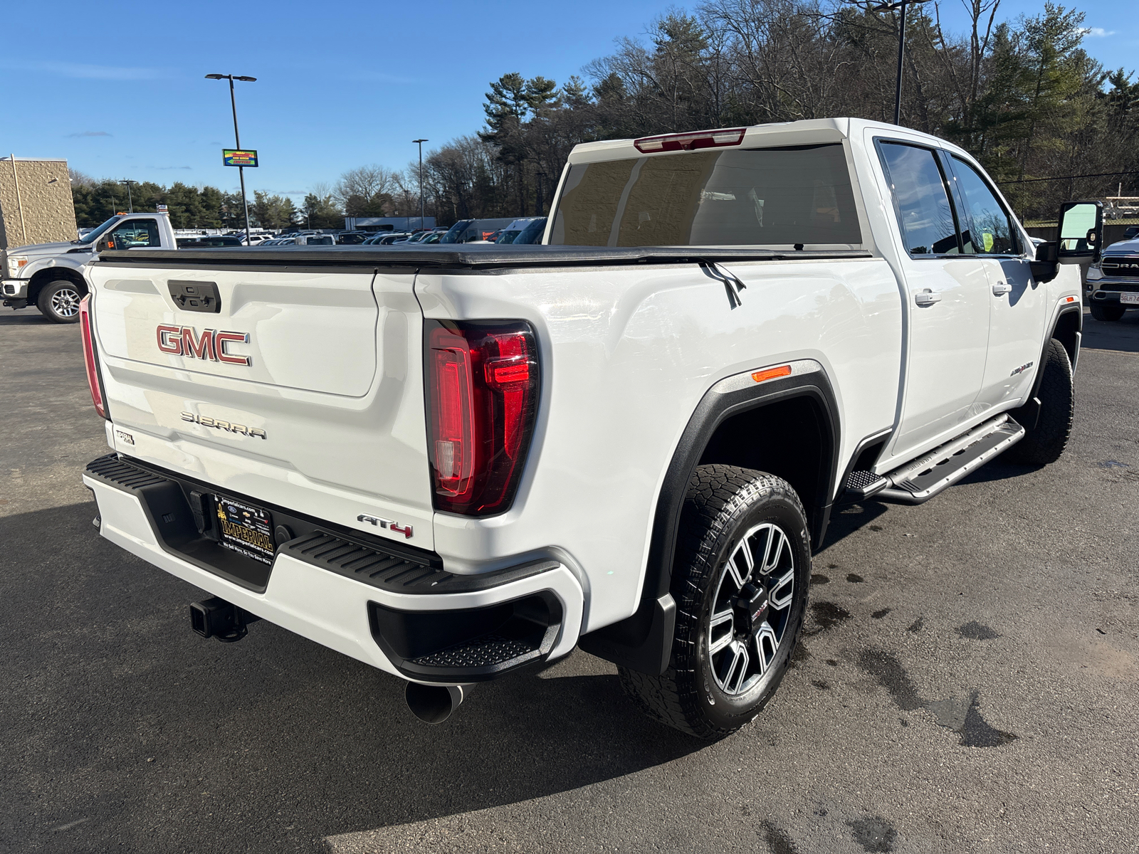 2023 GMC Sierra 2500HD AT4 10