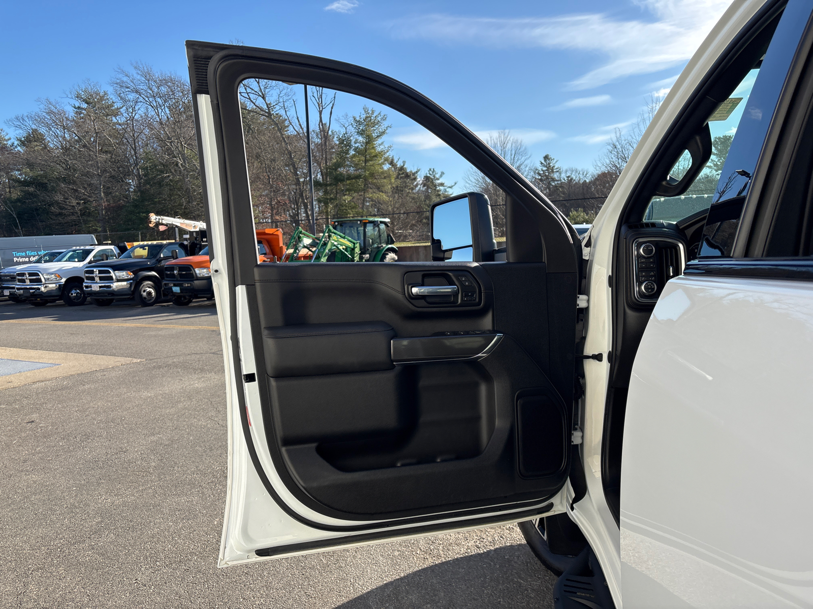 2023 GMC Sierra 2500HD AT4 18