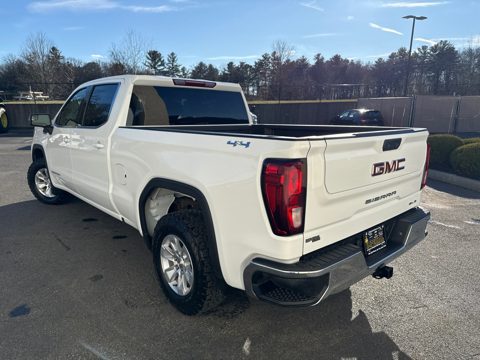 2023 GMC Sierra 1500 SLE 8