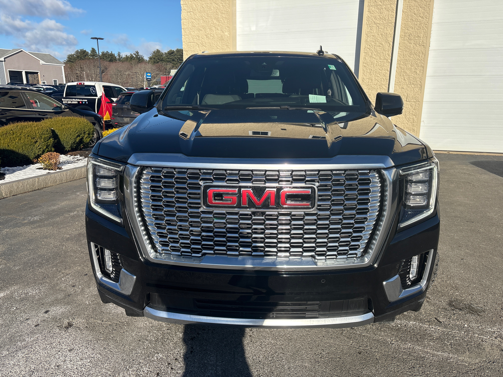 2023 GMC Yukon Denali 3