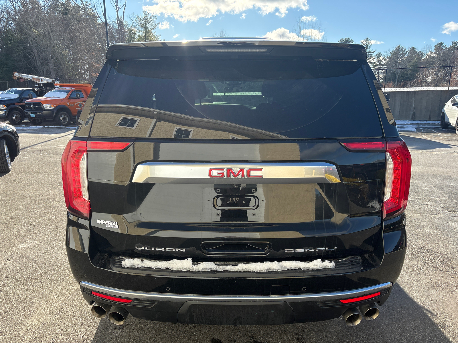 2023 GMC Yukon Denali 8