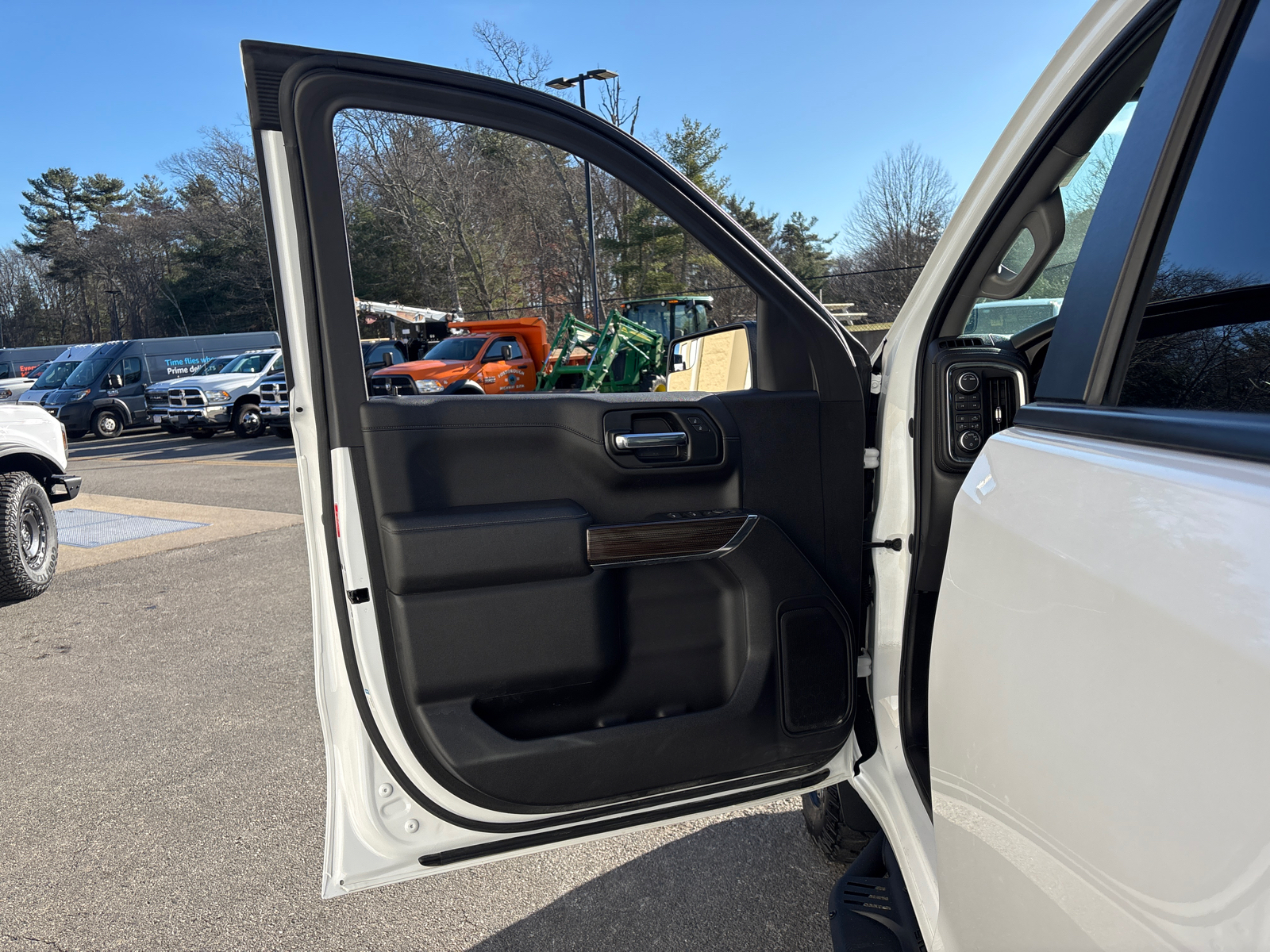 2021 Chevrolet Silverado 1500 LT Trail Boss 18