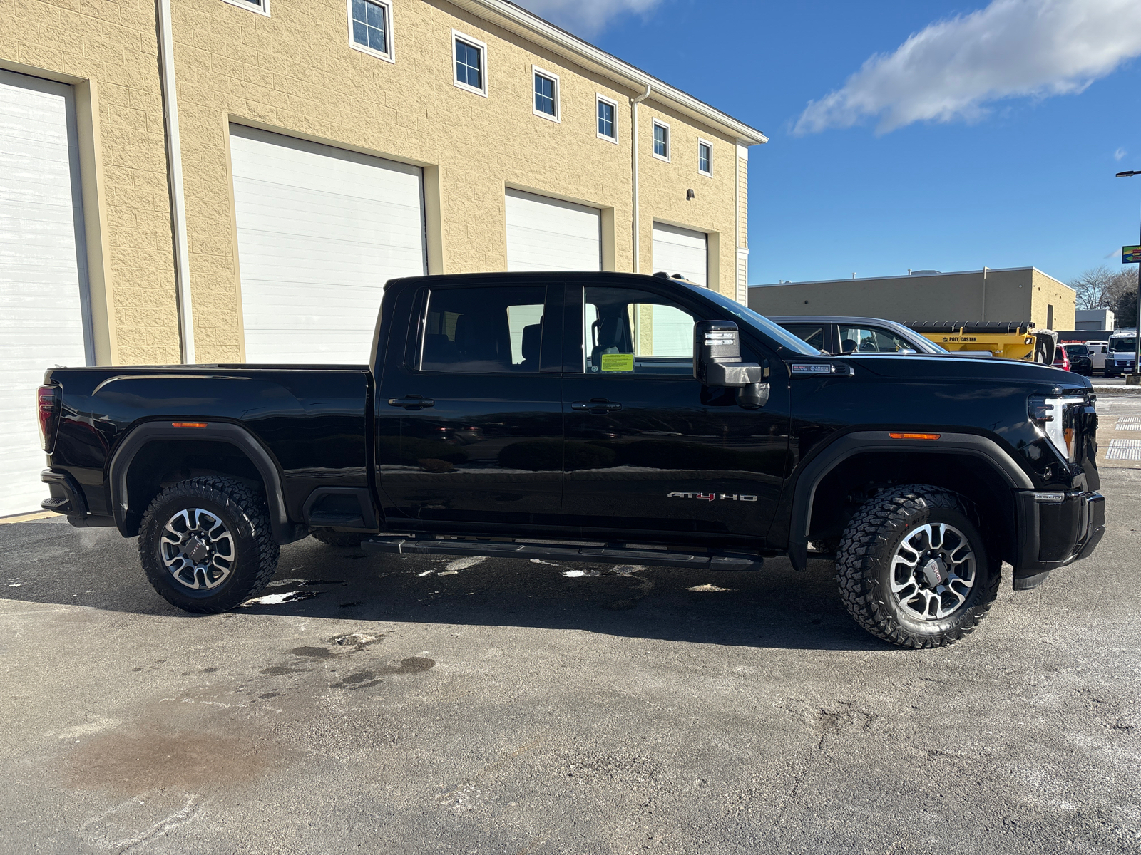 2024 GMC Sierra 2500HD AT4 12