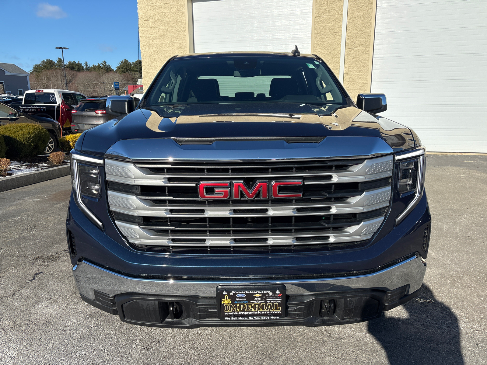 2023 GMC Sierra 1500 SLE 3