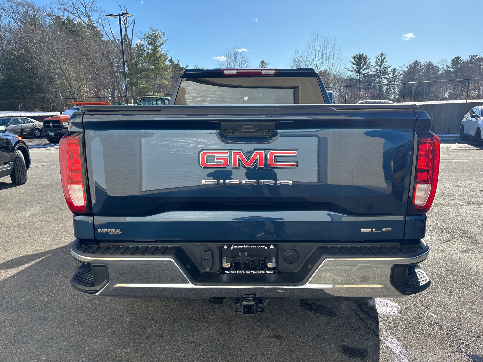 2023 GMC Sierra 1500 SLE 8