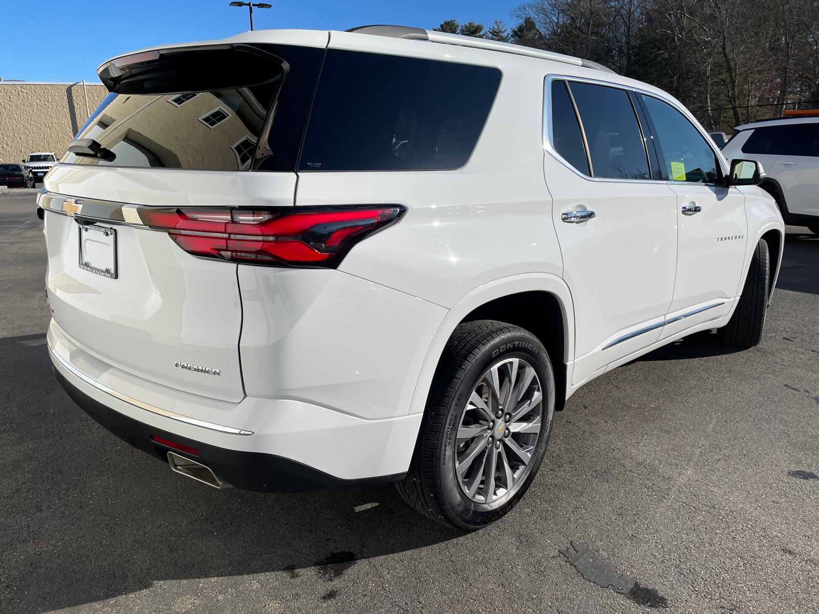 2023 Chevrolet Traverse Premier 13