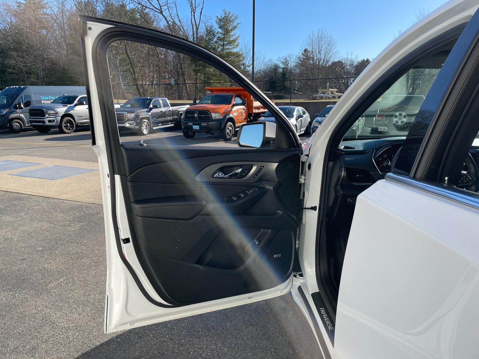 2023 Chevrolet Traverse Premier 22