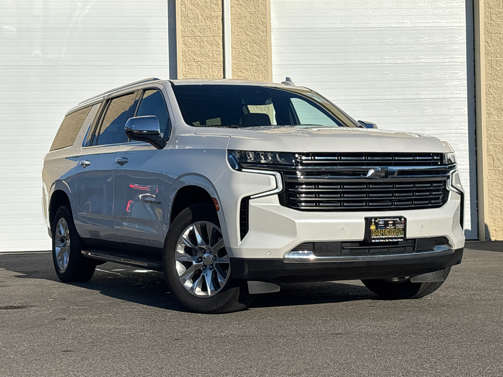 2023 Chevrolet Suburban Premier 1