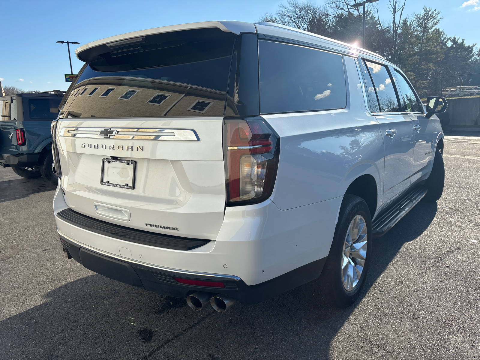 2023 Chevrolet Suburban Premier 10