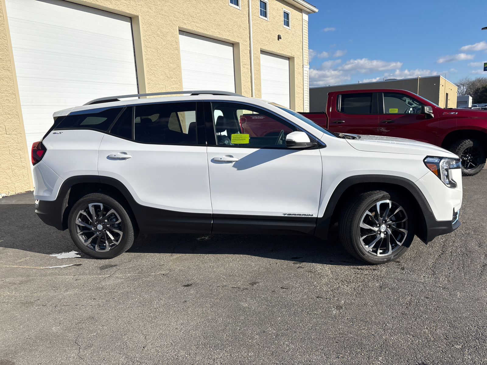 2022 GMC Terrain SLT 11