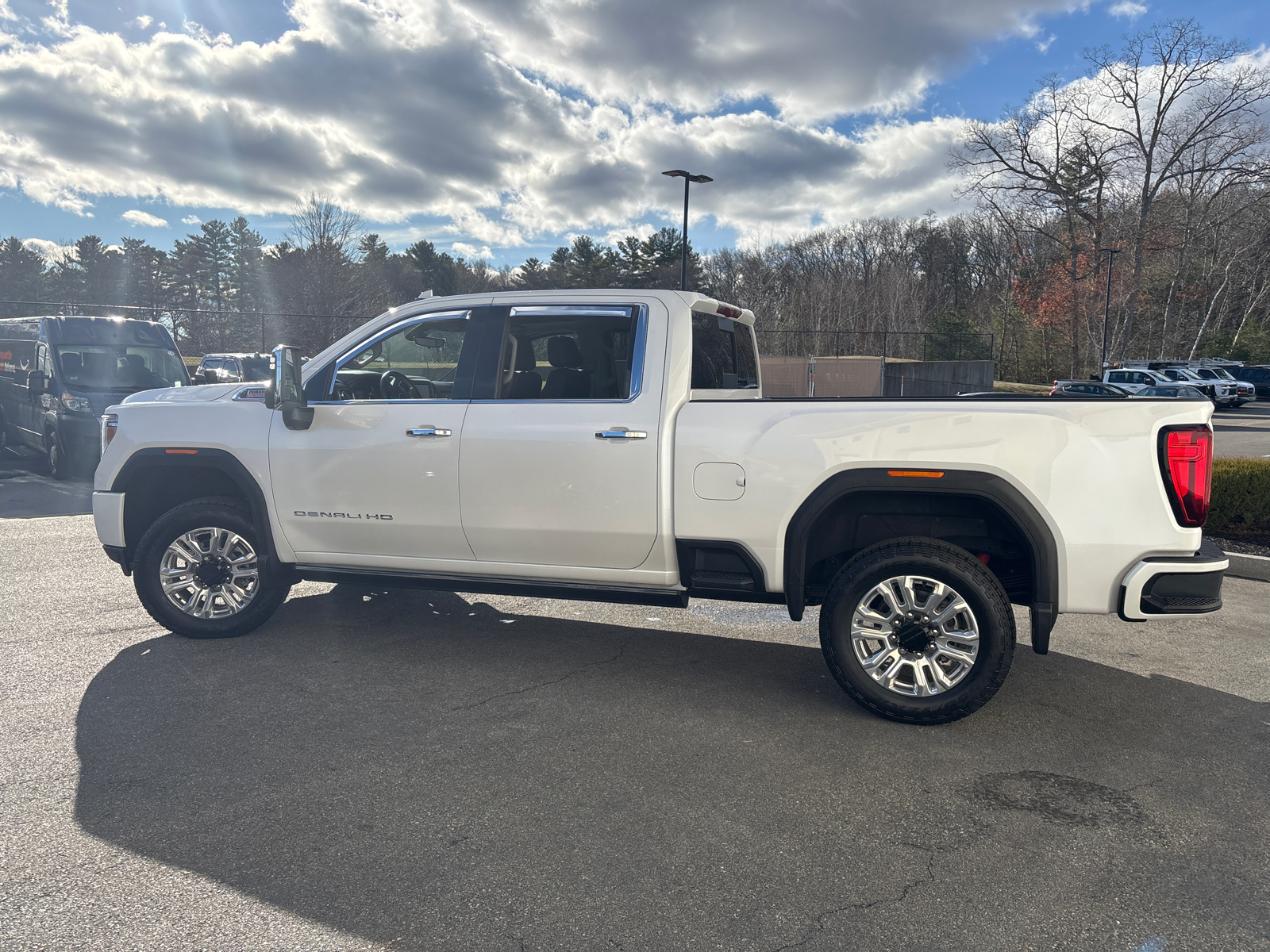 2023 GMC Sierra 2500HD Denali 5