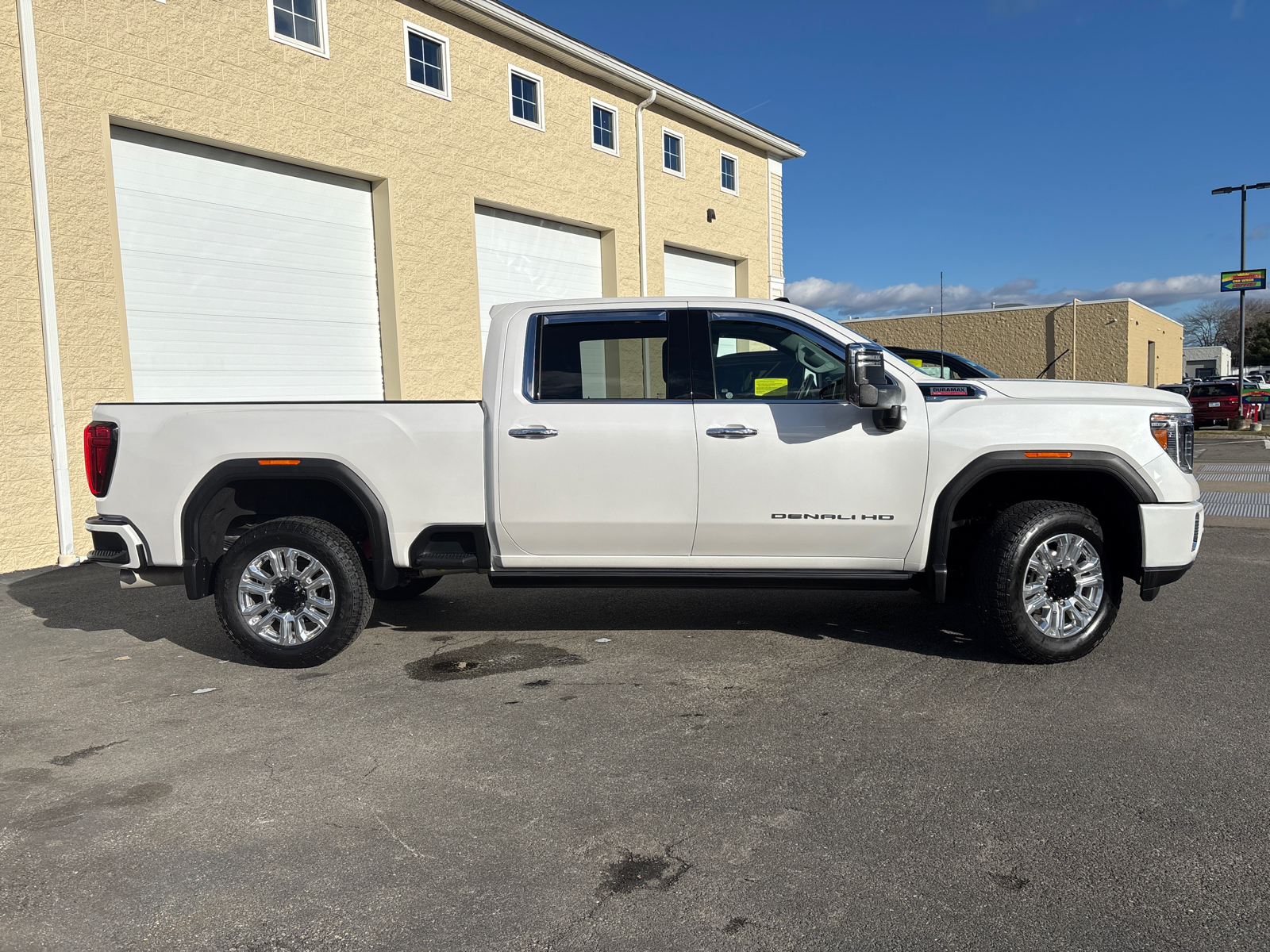 2023 GMC Sierra 2500HD Denali 11