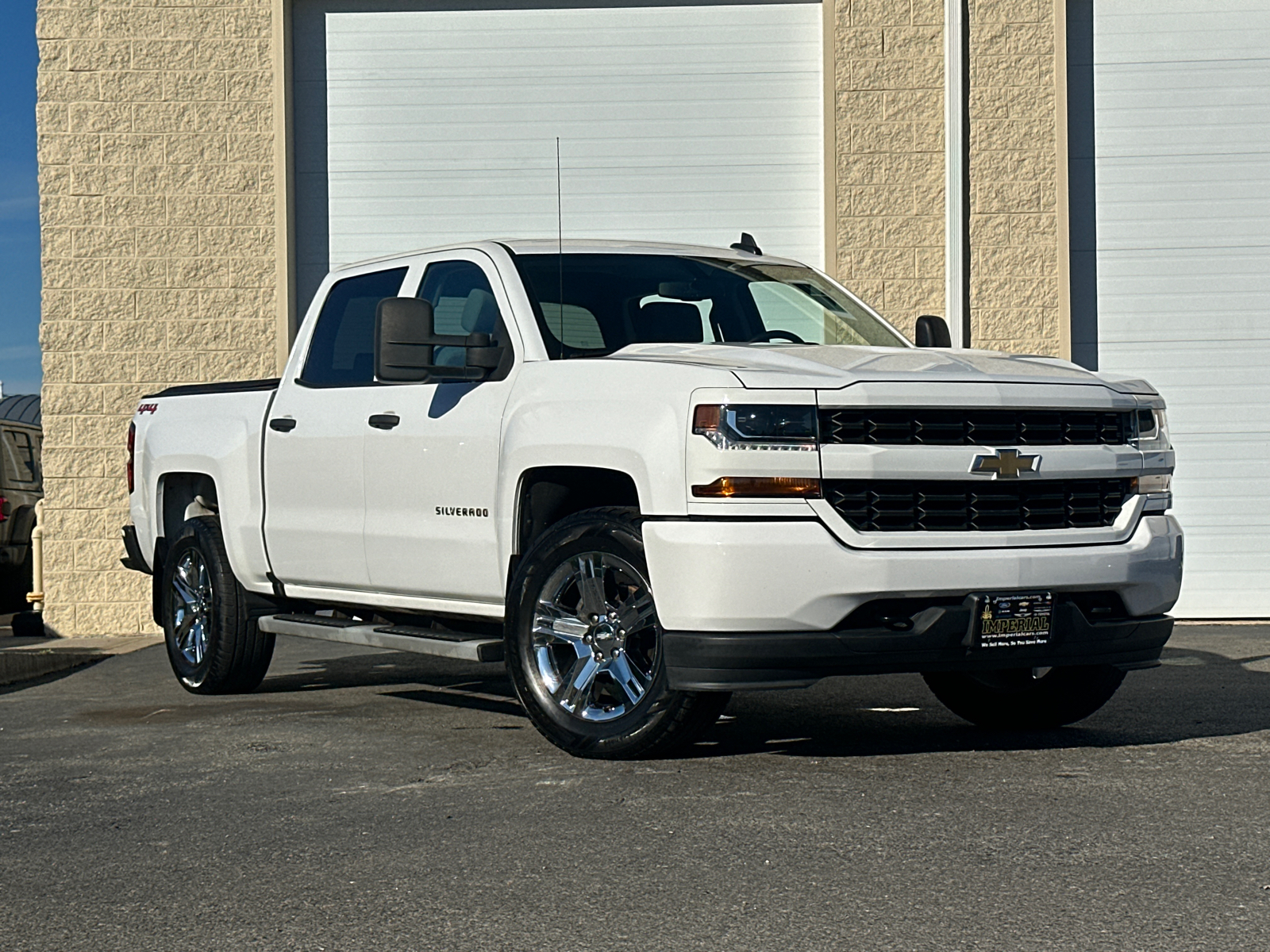 2018 Chevrolet Silverado 1500 Custom 2