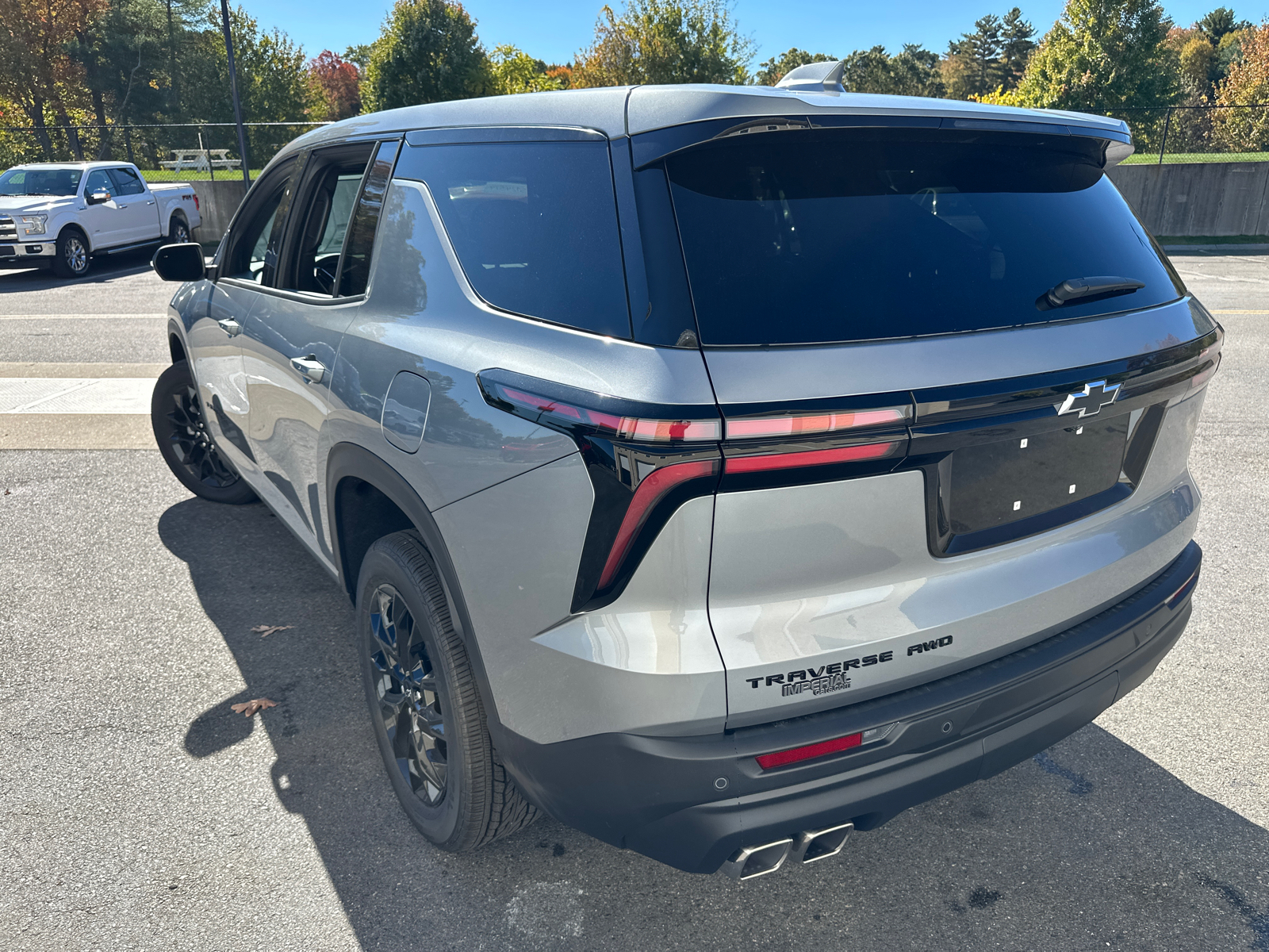 2024 Chevrolet Traverse LS 7