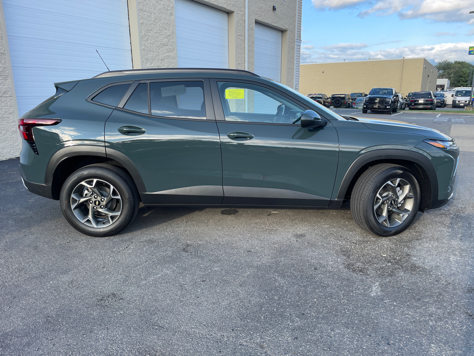 2025 Chevrolet Trax LT 15