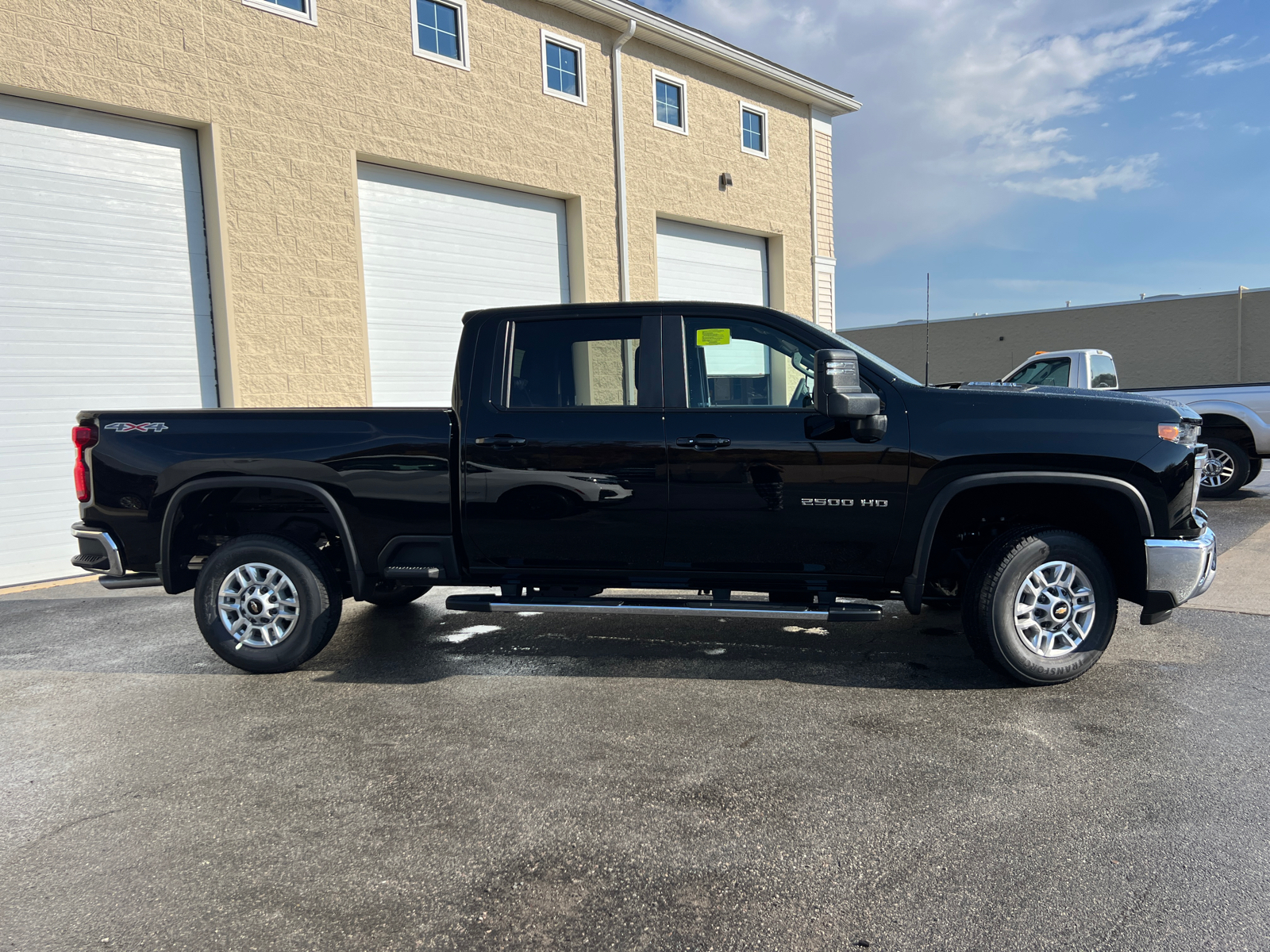 2025 Chevrolet Silverado 2500HD LT 11