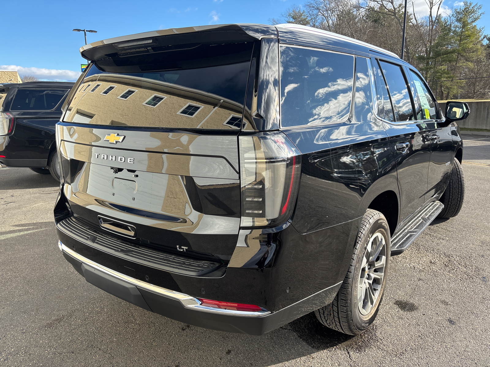 2025 Chevrolet Tahoe LT 10