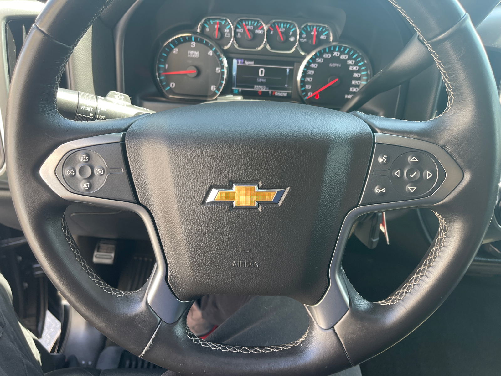 2015 Chevrolet Silverado 1500  24