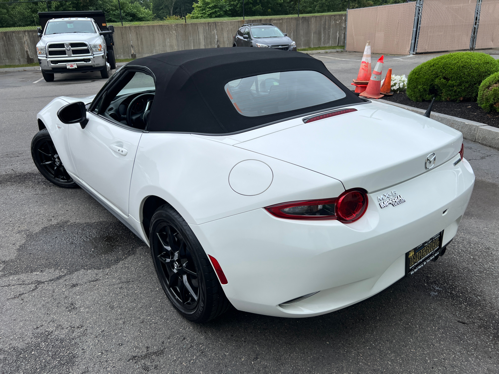 2020 Mazda MX-5 Miata Sport 7