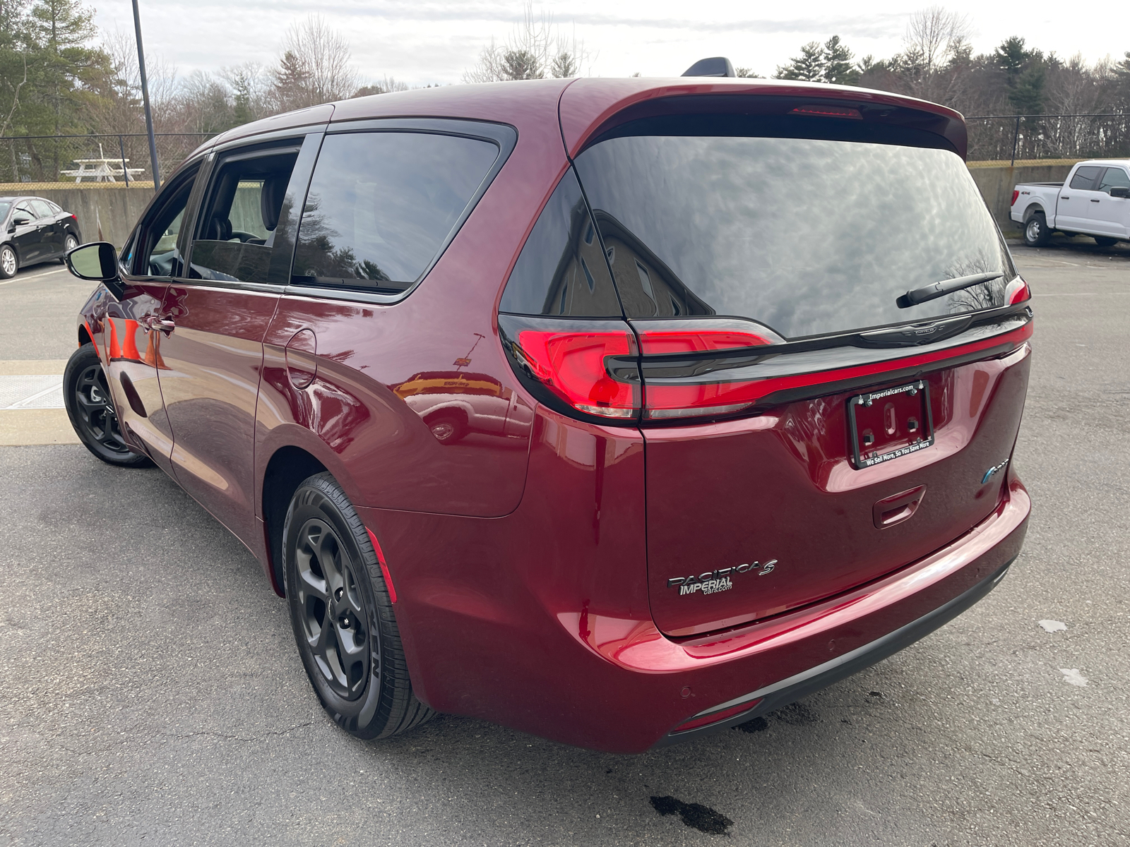 2023 Chrysler Pacifica Hybrid Limited 7