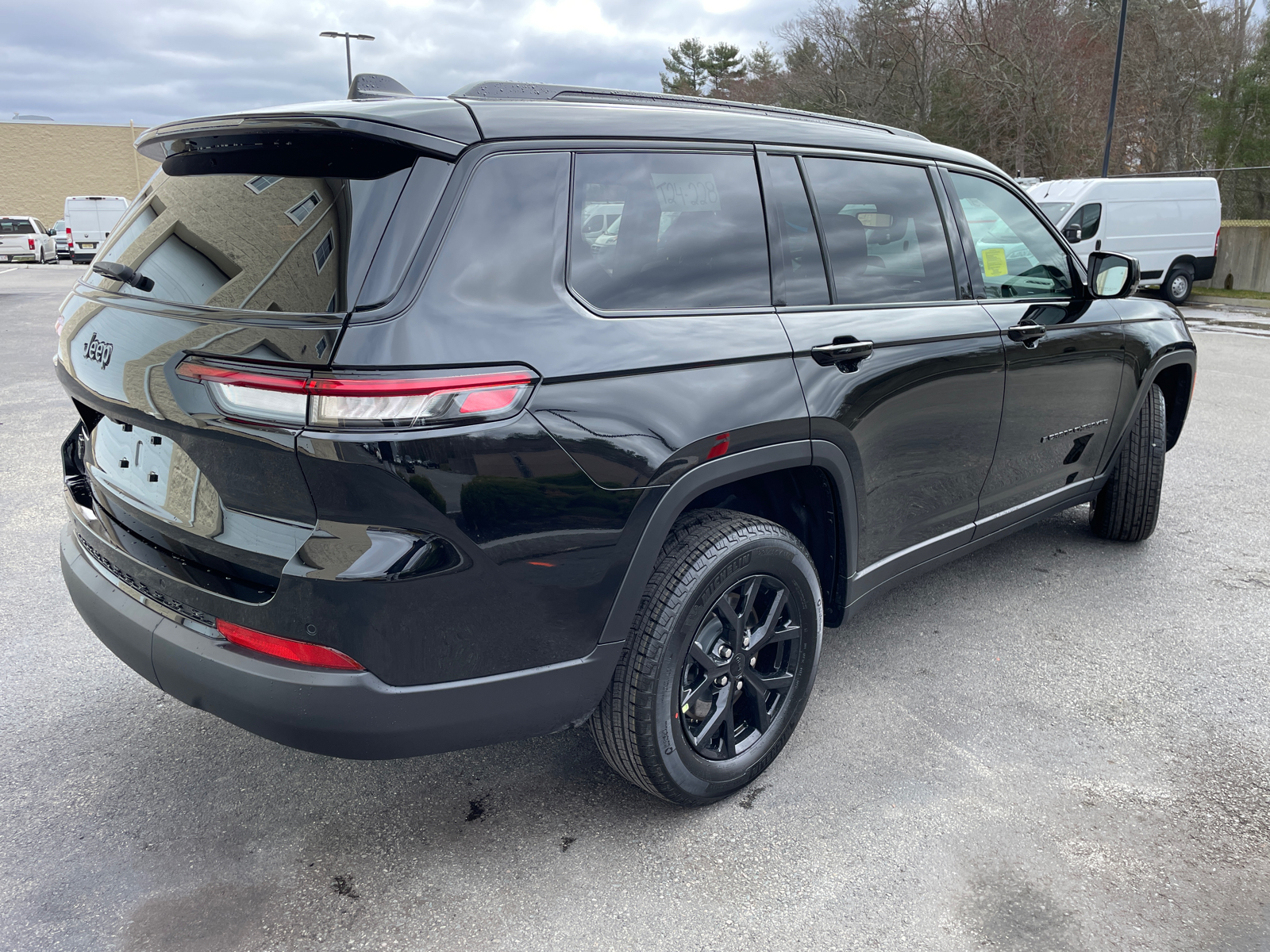 2024 Jeep Grand Cherokee L Altitude X 13