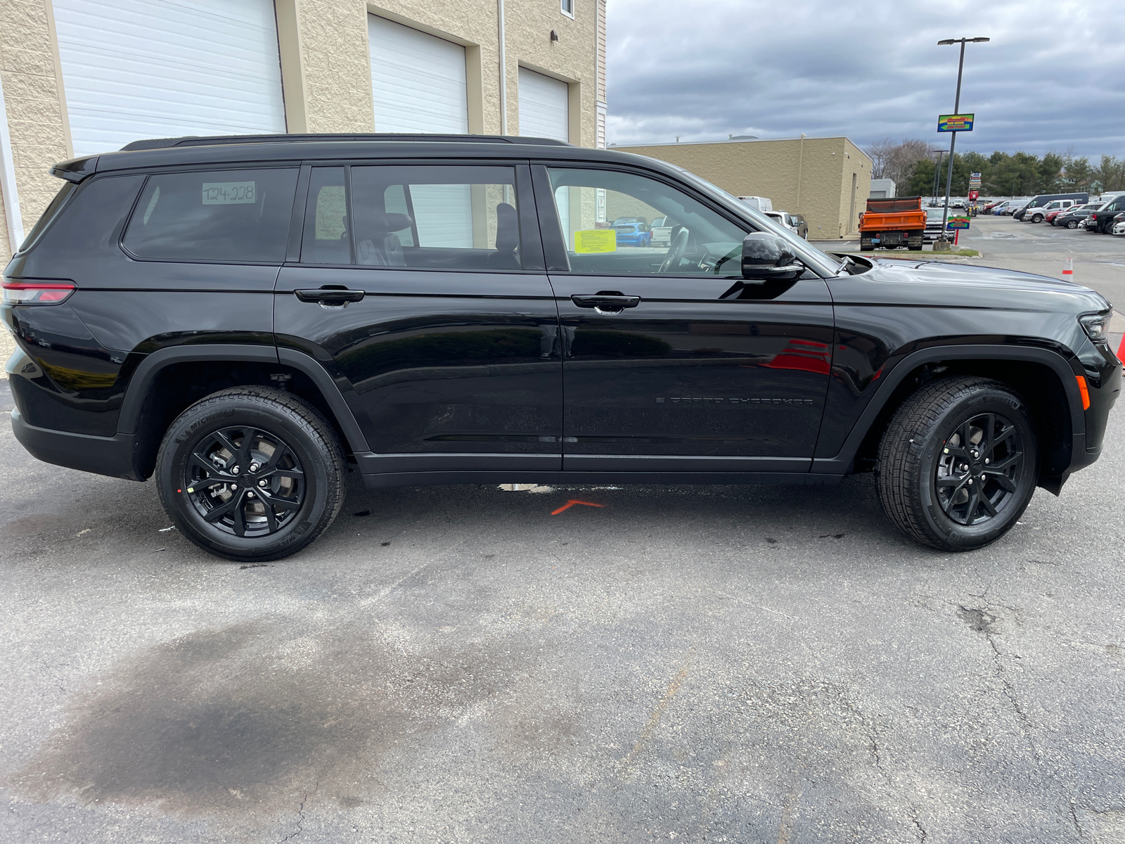 2024 Jeep Grand Cherokee L Altitude X 14