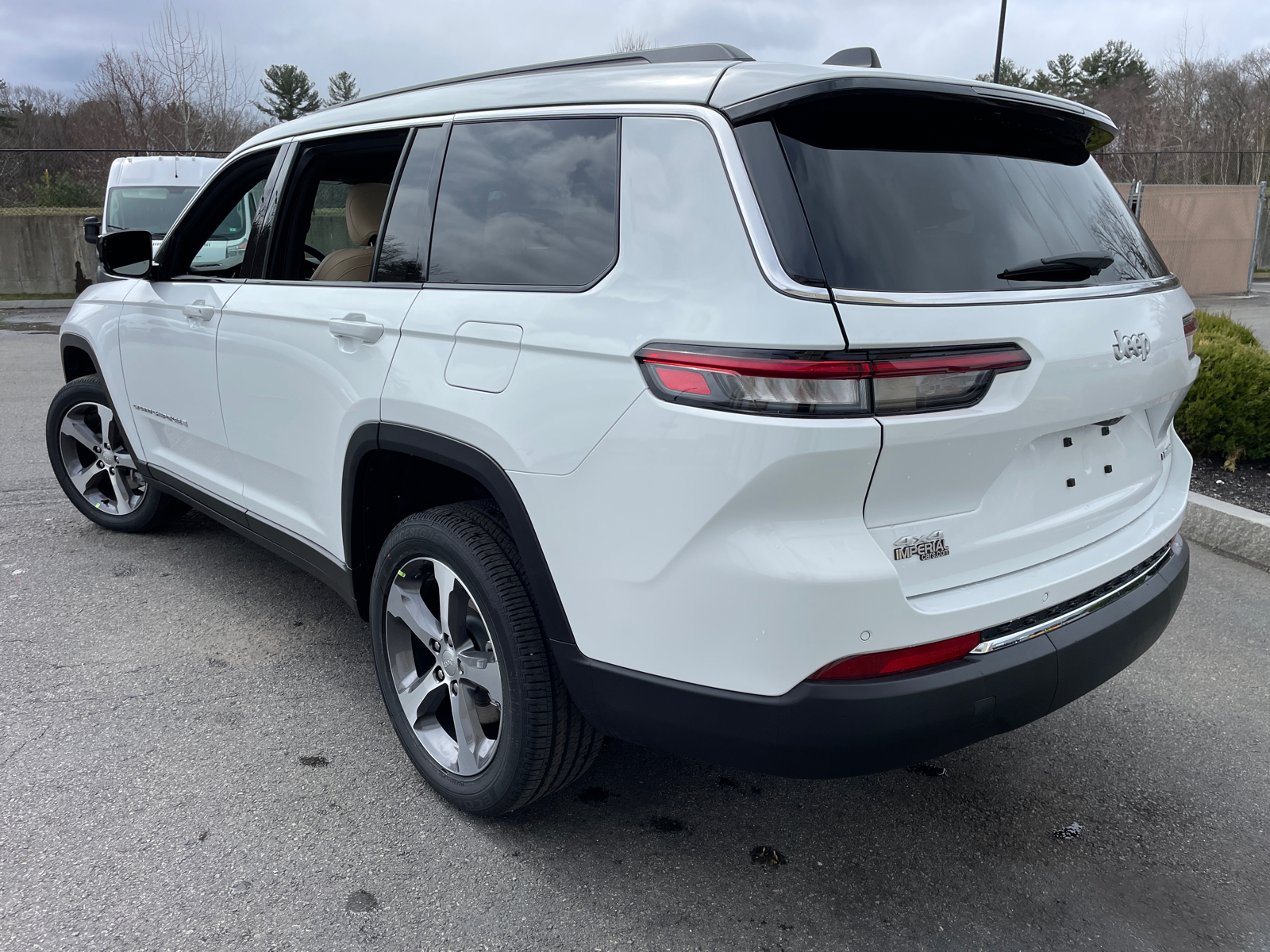 2024 Jeep Grand Cherokee L Limited 8