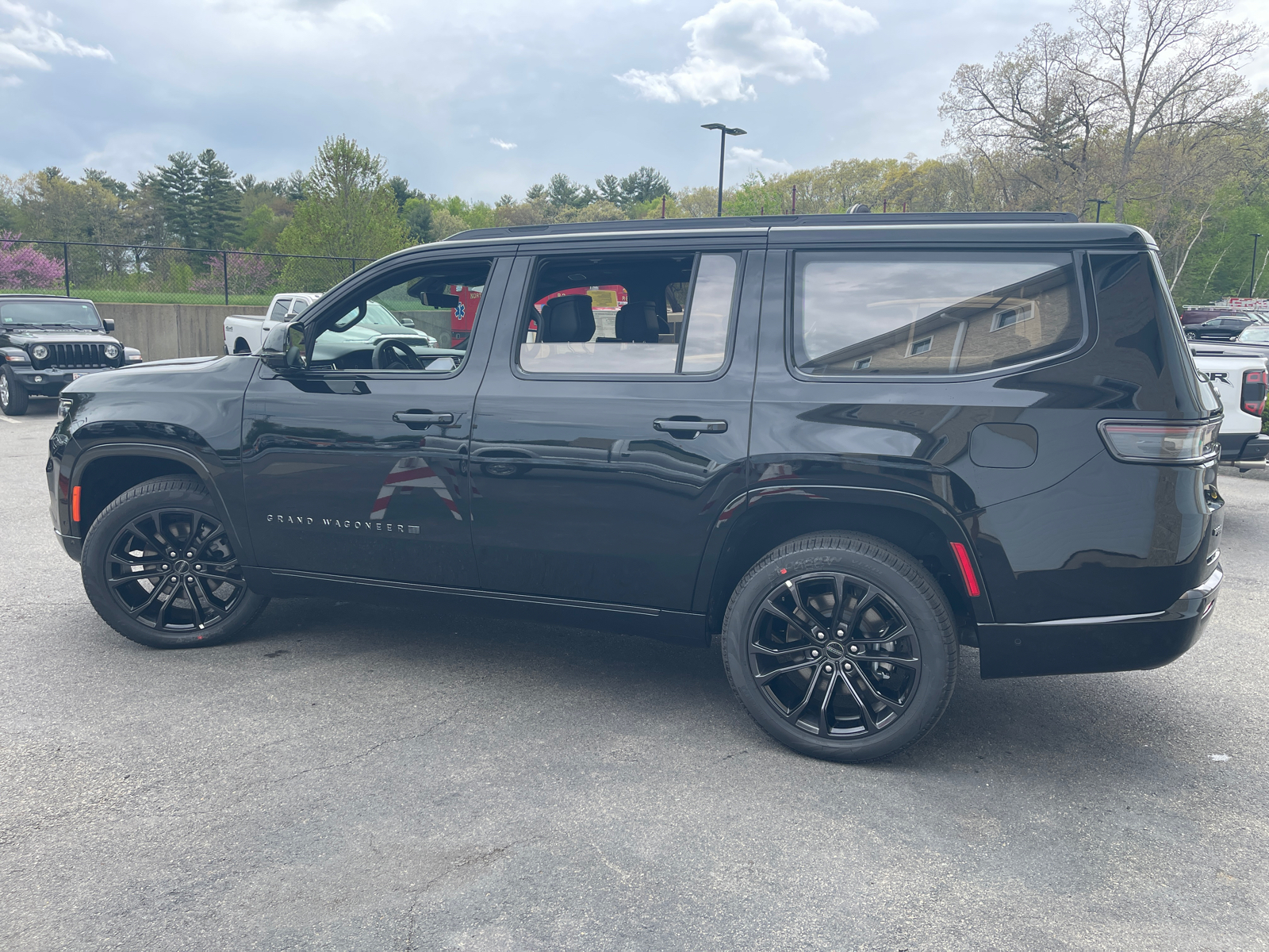 2024 Jeep Grand Wagoneer Series II 6