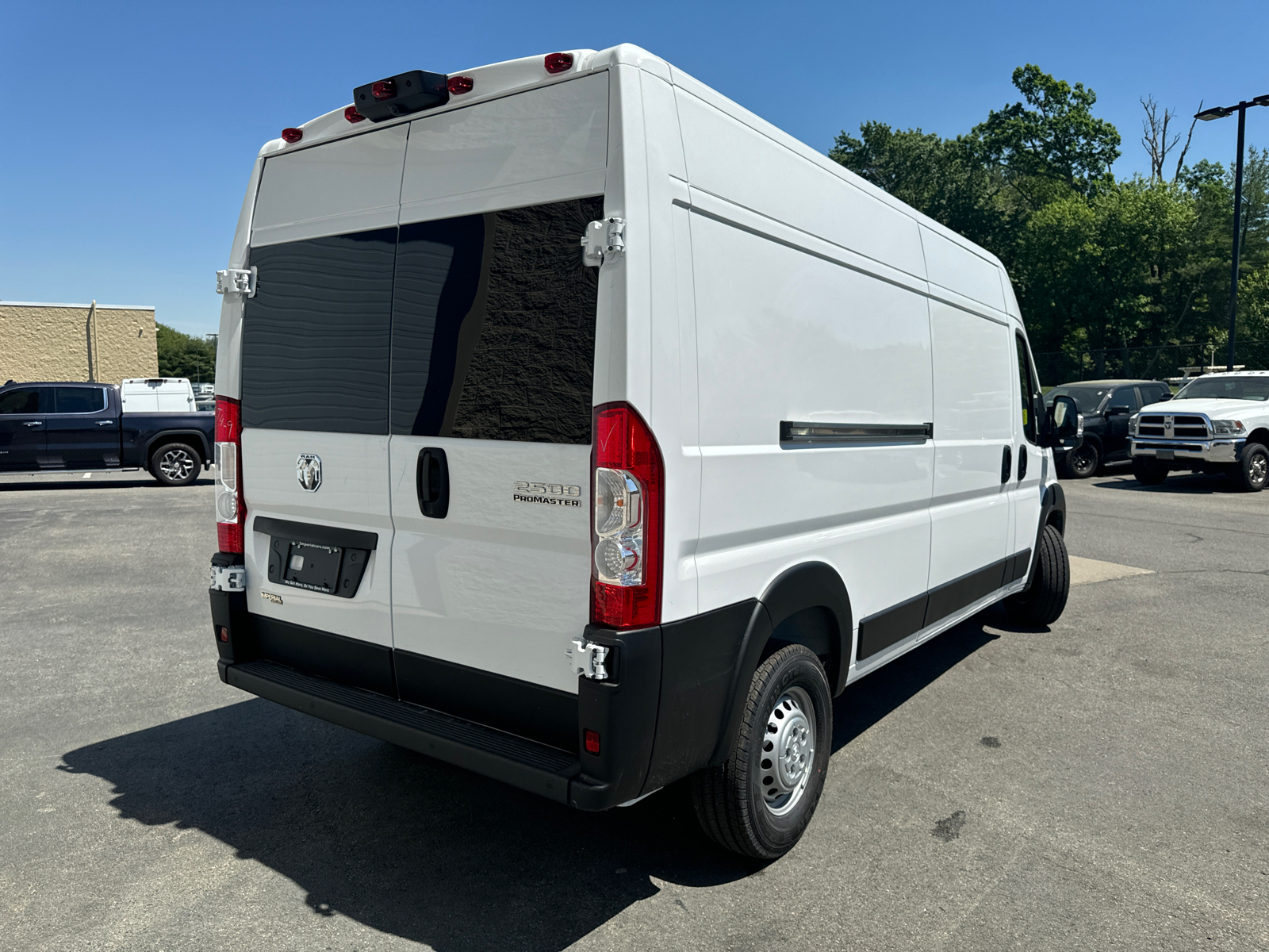 2024 Ram ProMaster 2500 High Roof 13