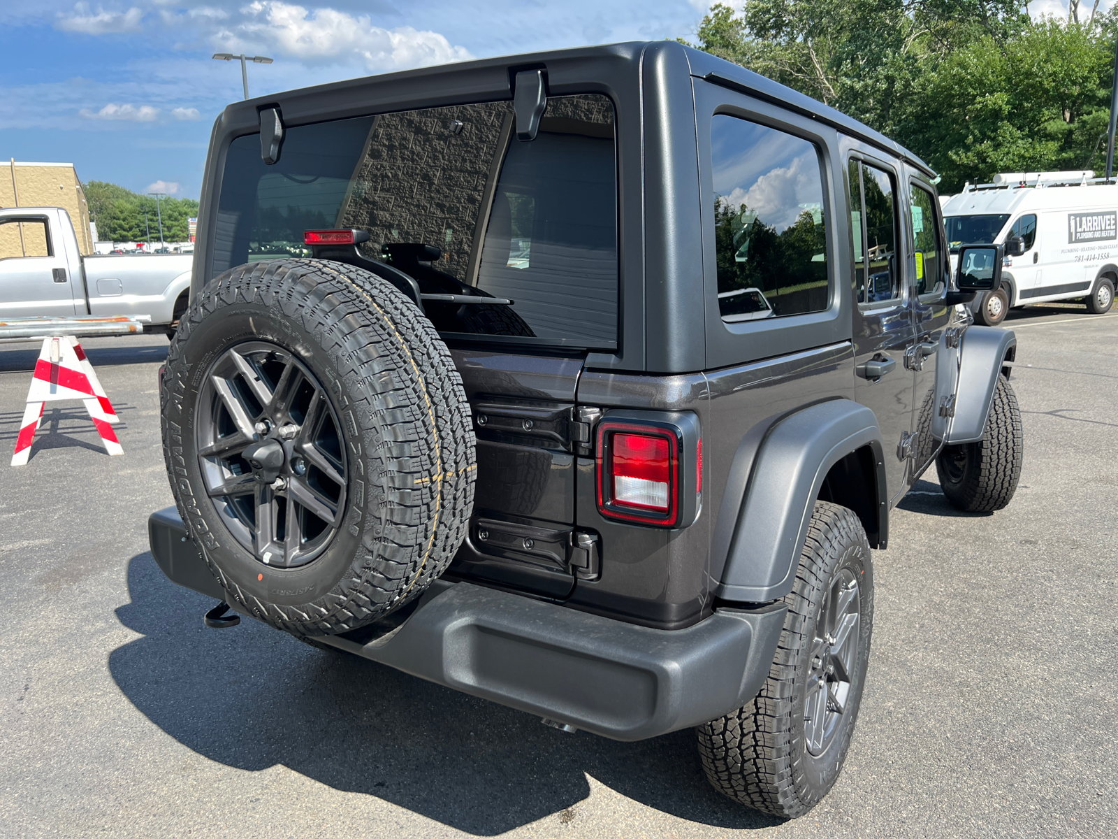 2024 Jeep Wrangler Sport S 10