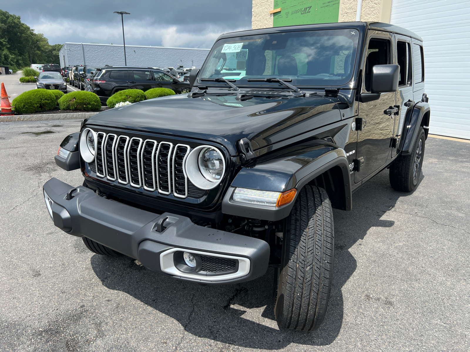 2024 Jeep Wrangler Sahara 4