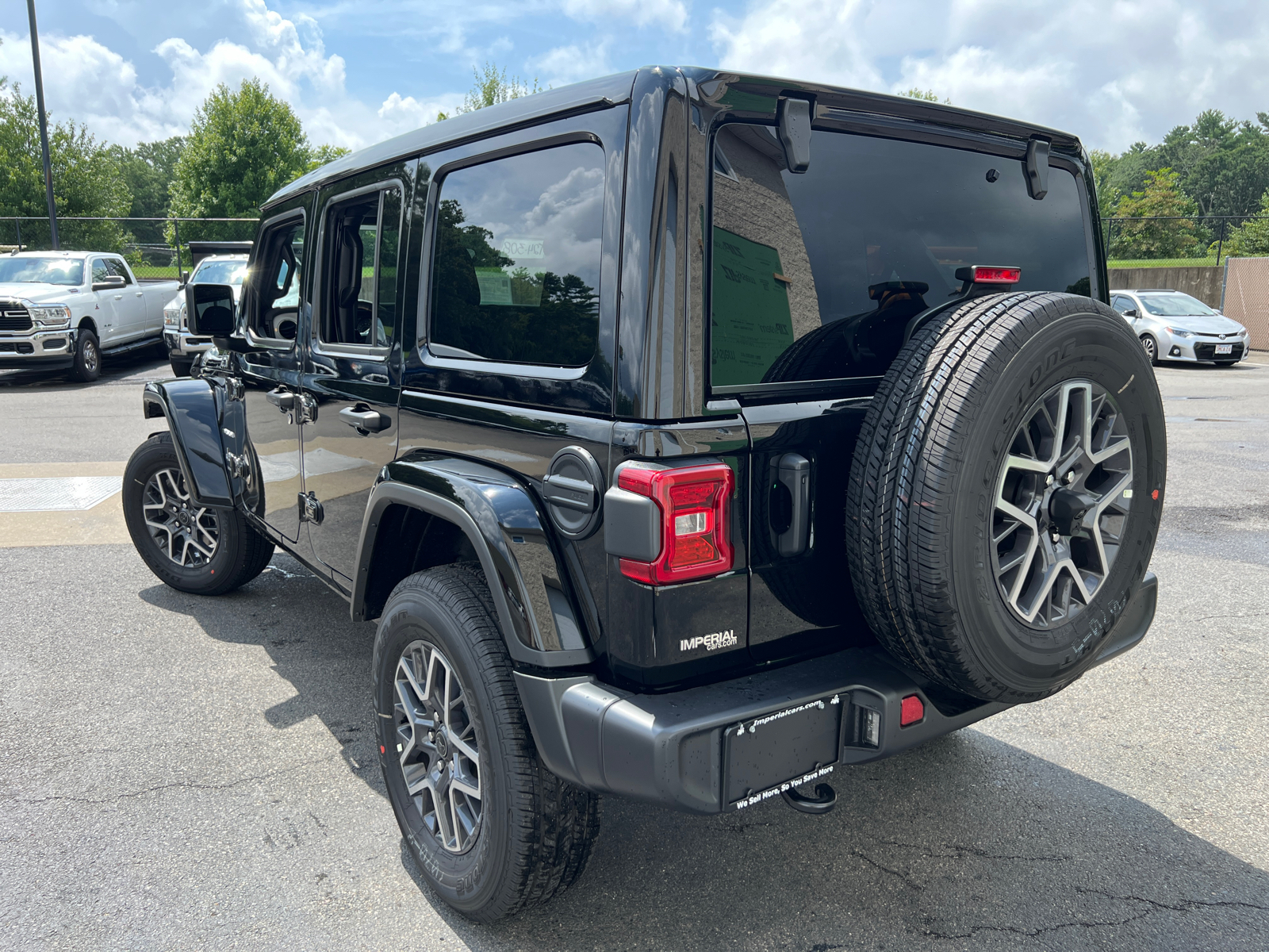 2024 Jeep Wrangler Sahara 7