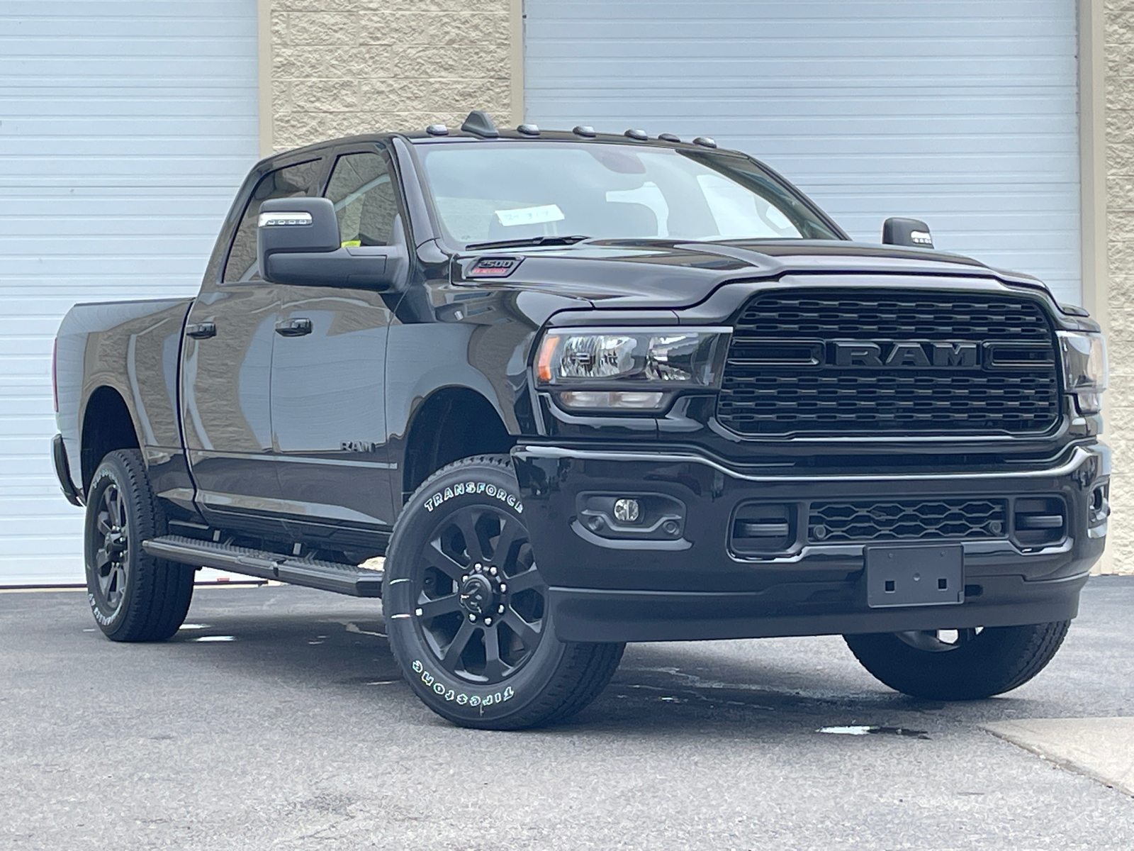 2024 Ram 2500 Big Horn 1