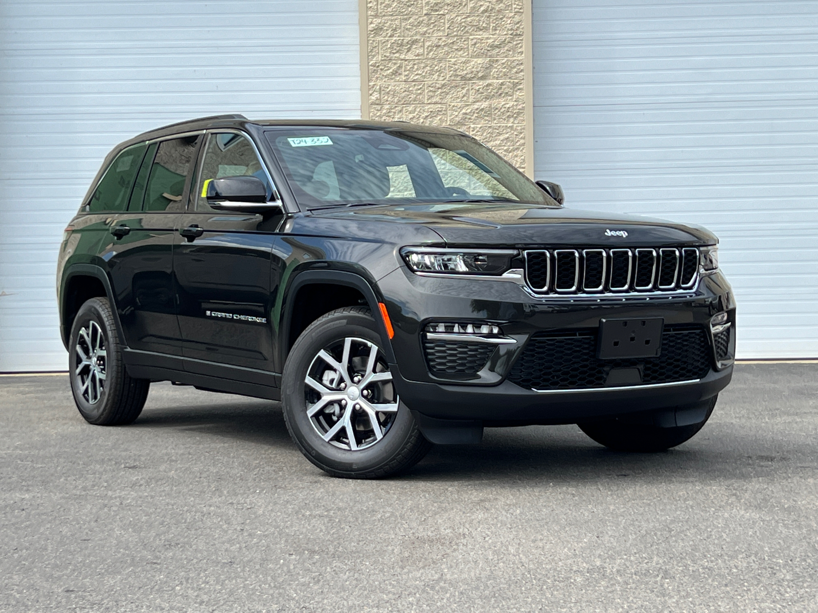 2024 Jeep Grand Cherokee Limited 1