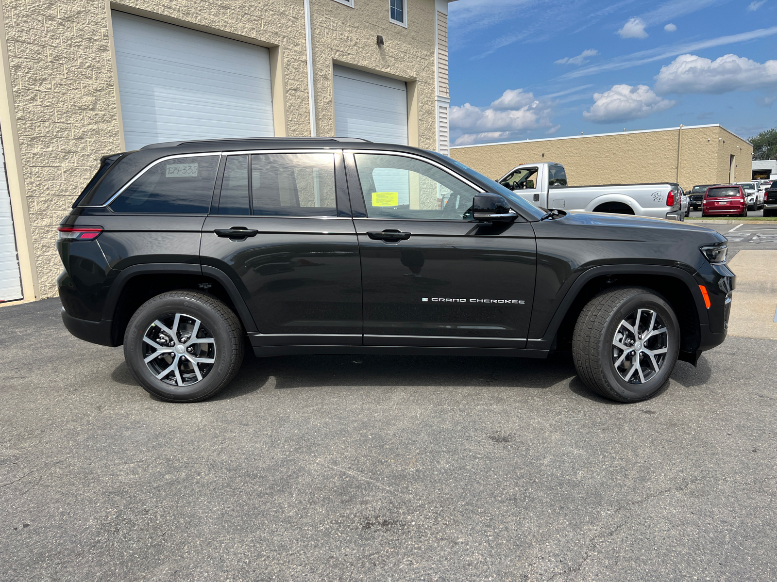 2024 Jeep Grand Cherokee Limited 11