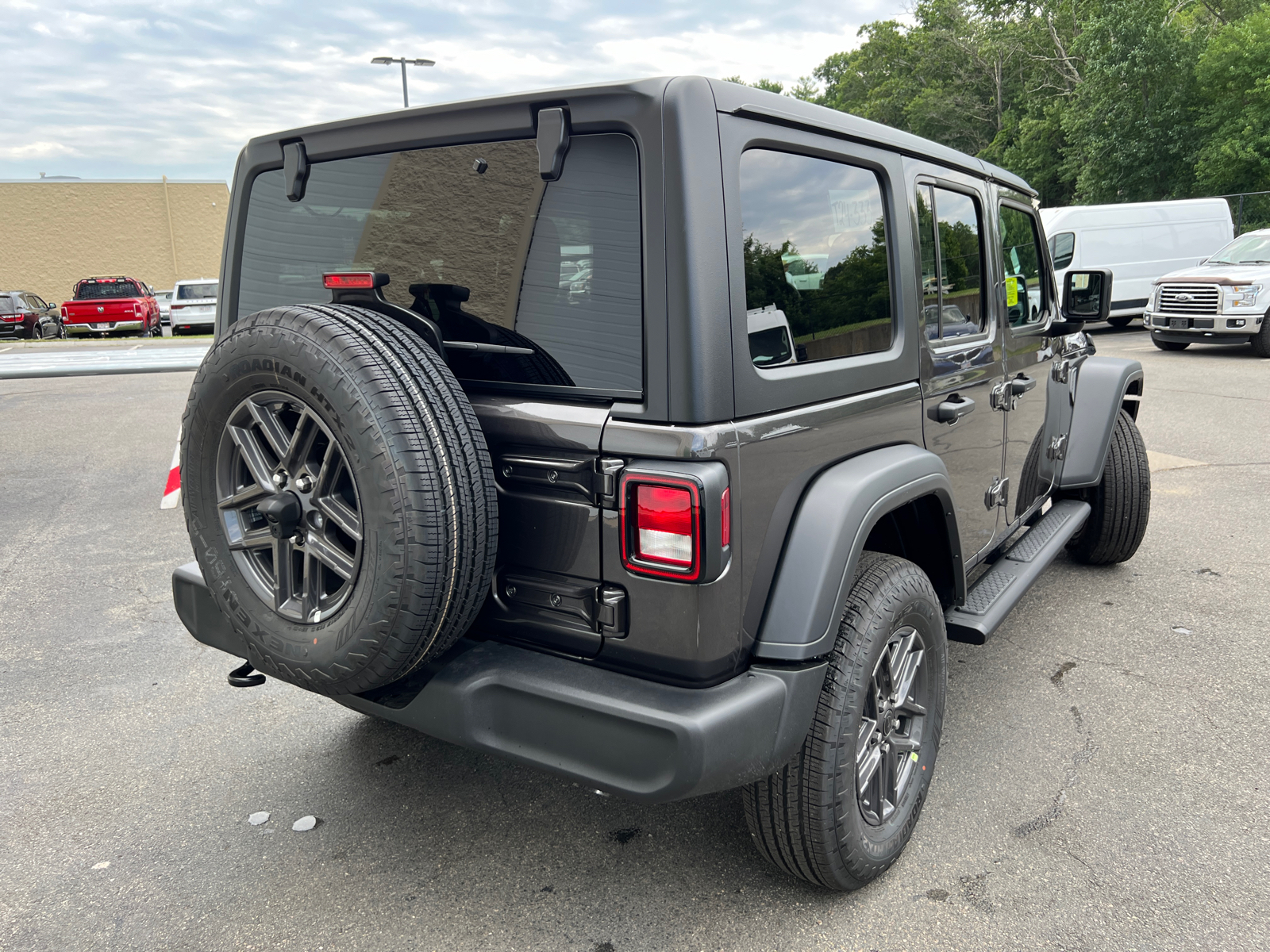 2024 Jeep Wrangler Sport S 10