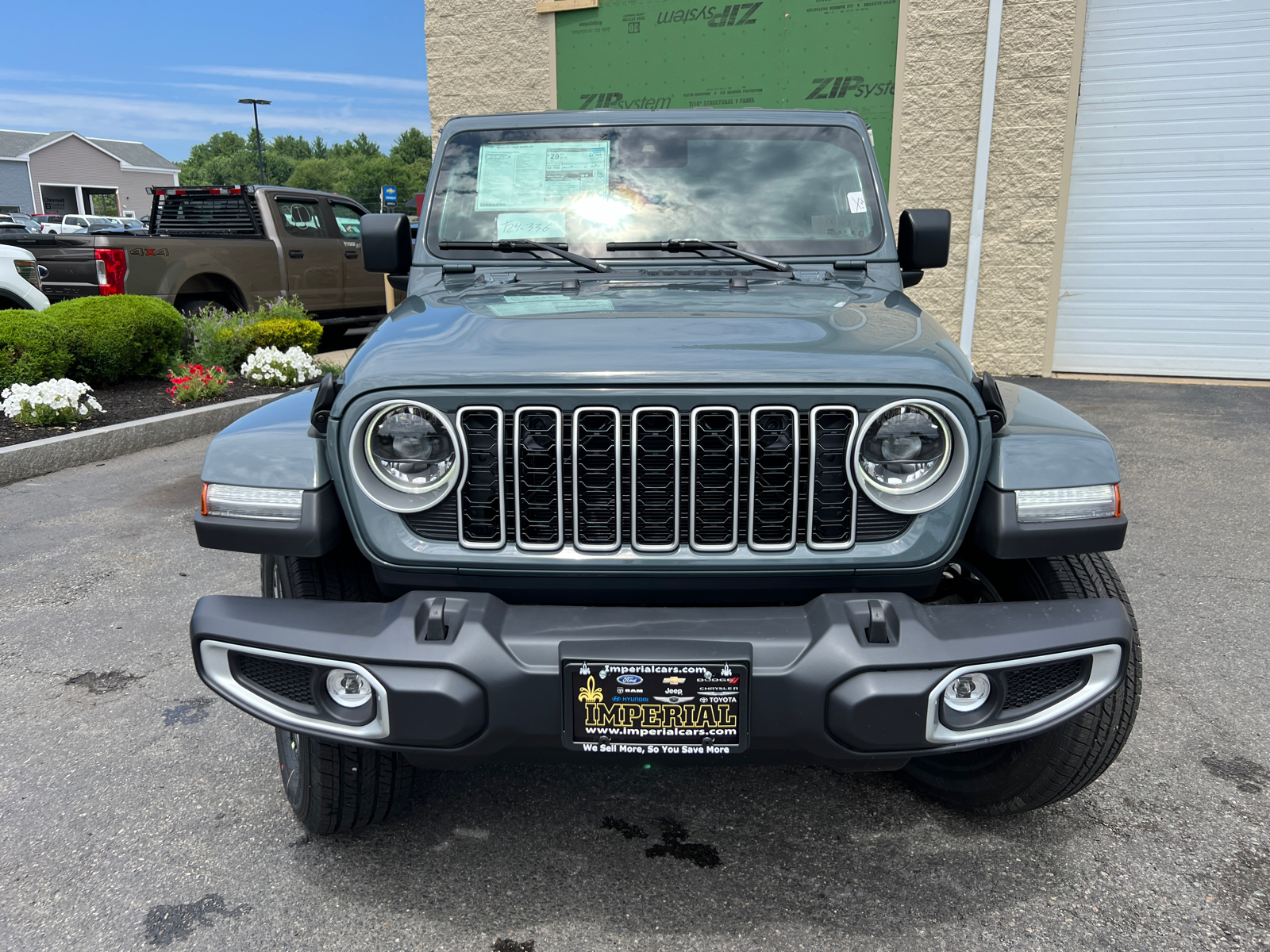 2024 Jeep Wrangler Sahara 3