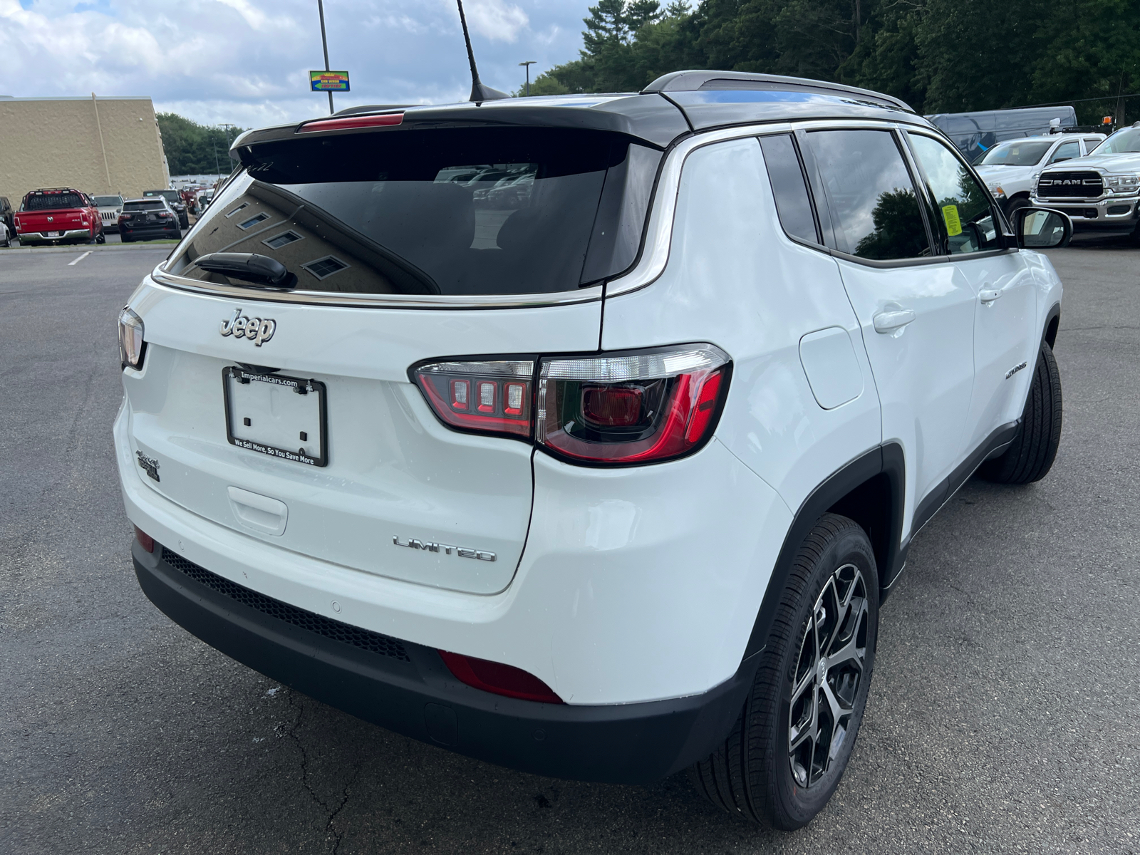 2024 Jeep Compass Limited 10