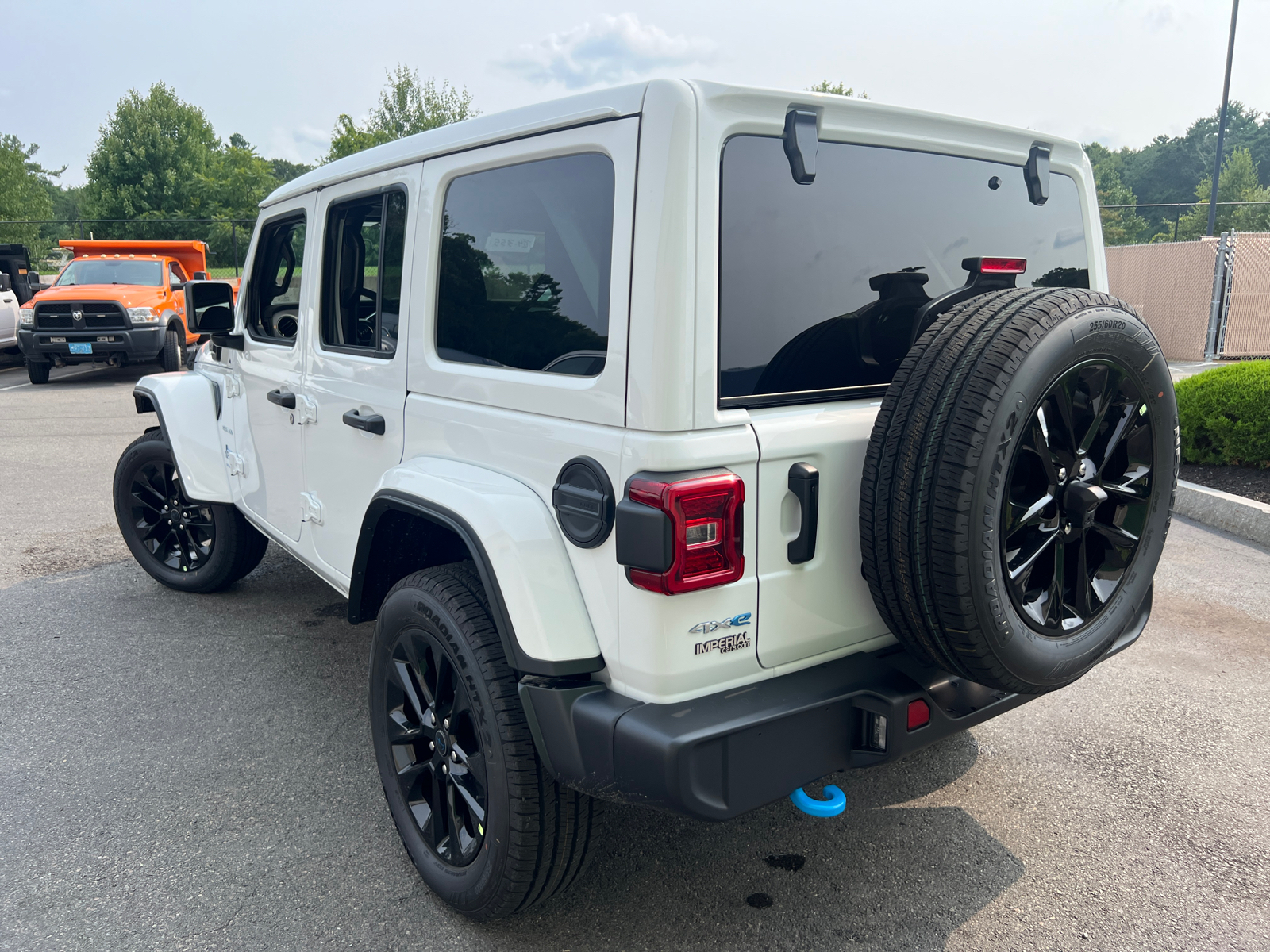 2024 Jeep Wrangler Sahara 4xe 7