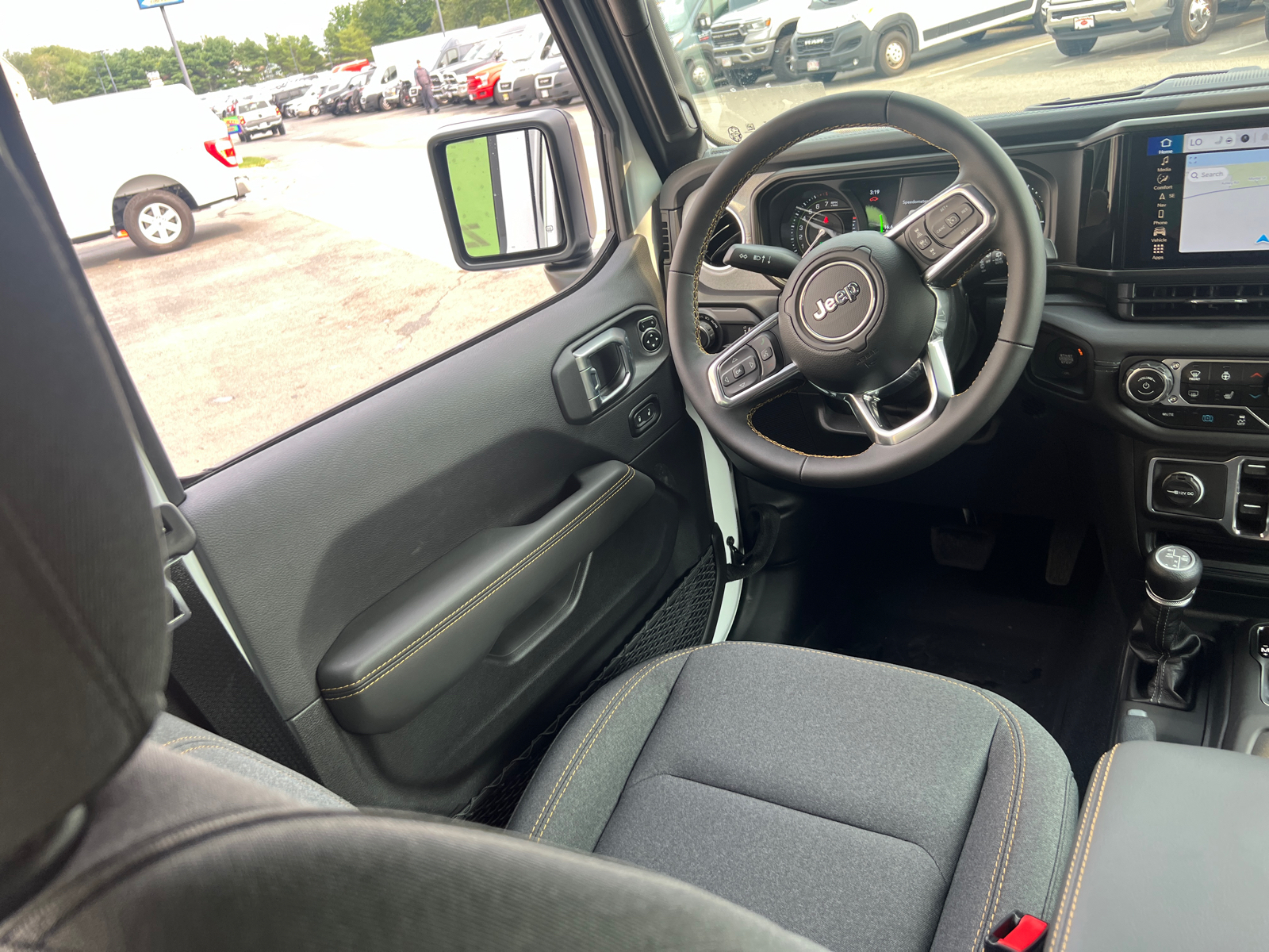 2024 Jeep Wrangler Sahara 4xe 16