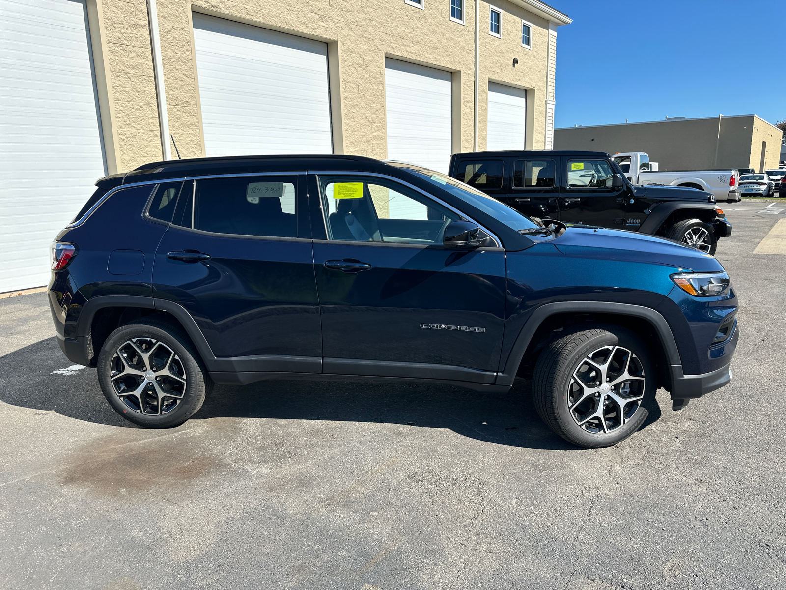 2024 Jeep Compass Limited 11