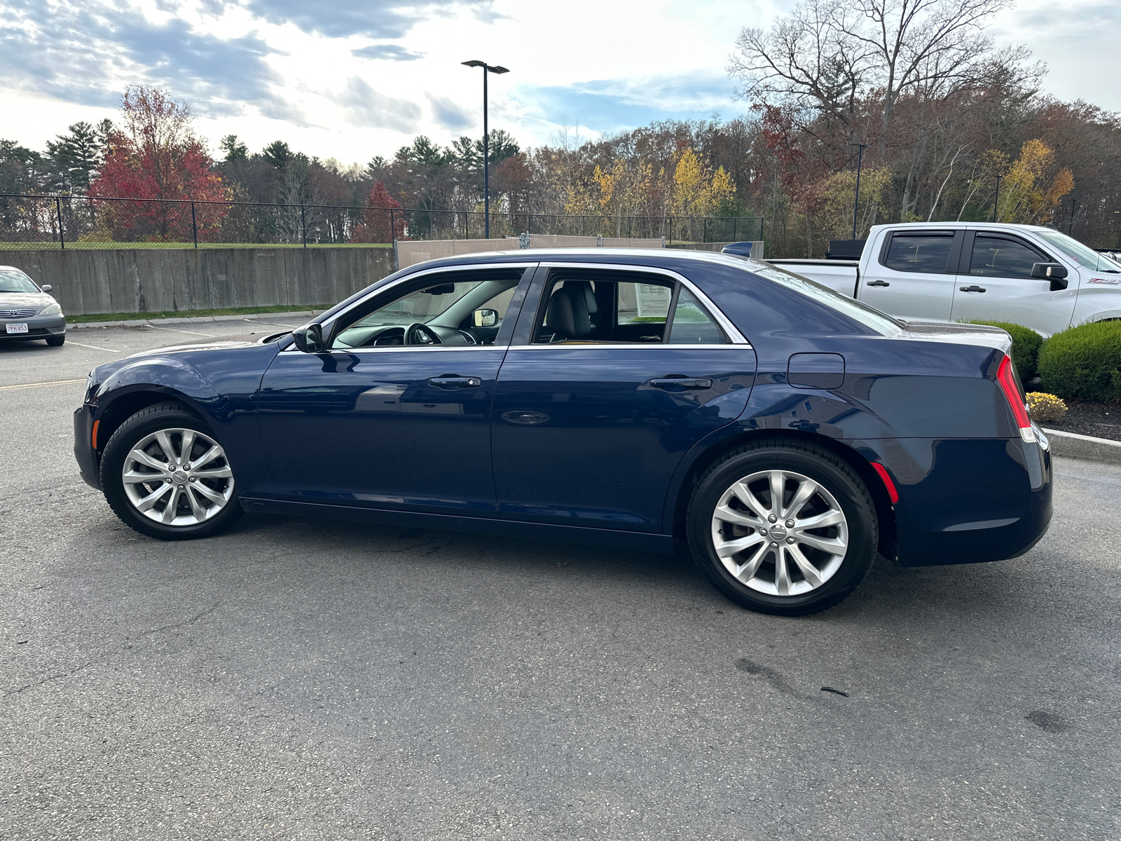 2017 Chrysler 300 Limited 5