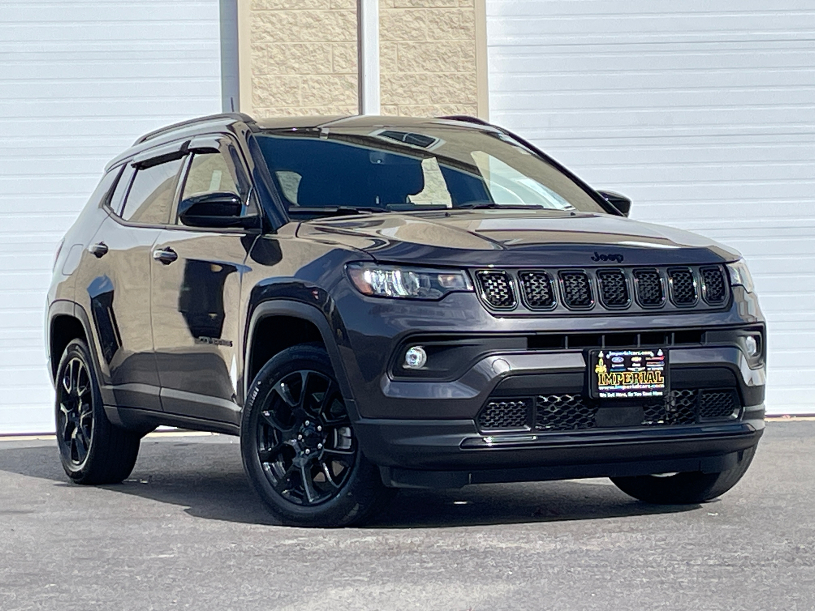 2023 Jeep Compass Latitude 1