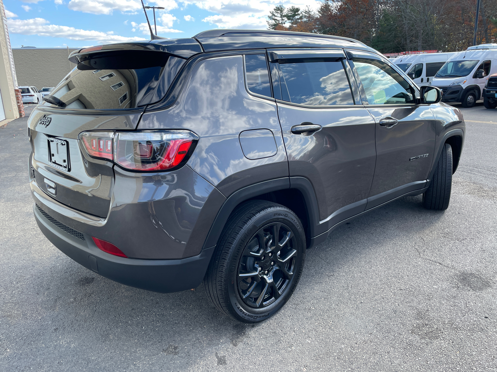 2023 Jeep Compass Latitude 12