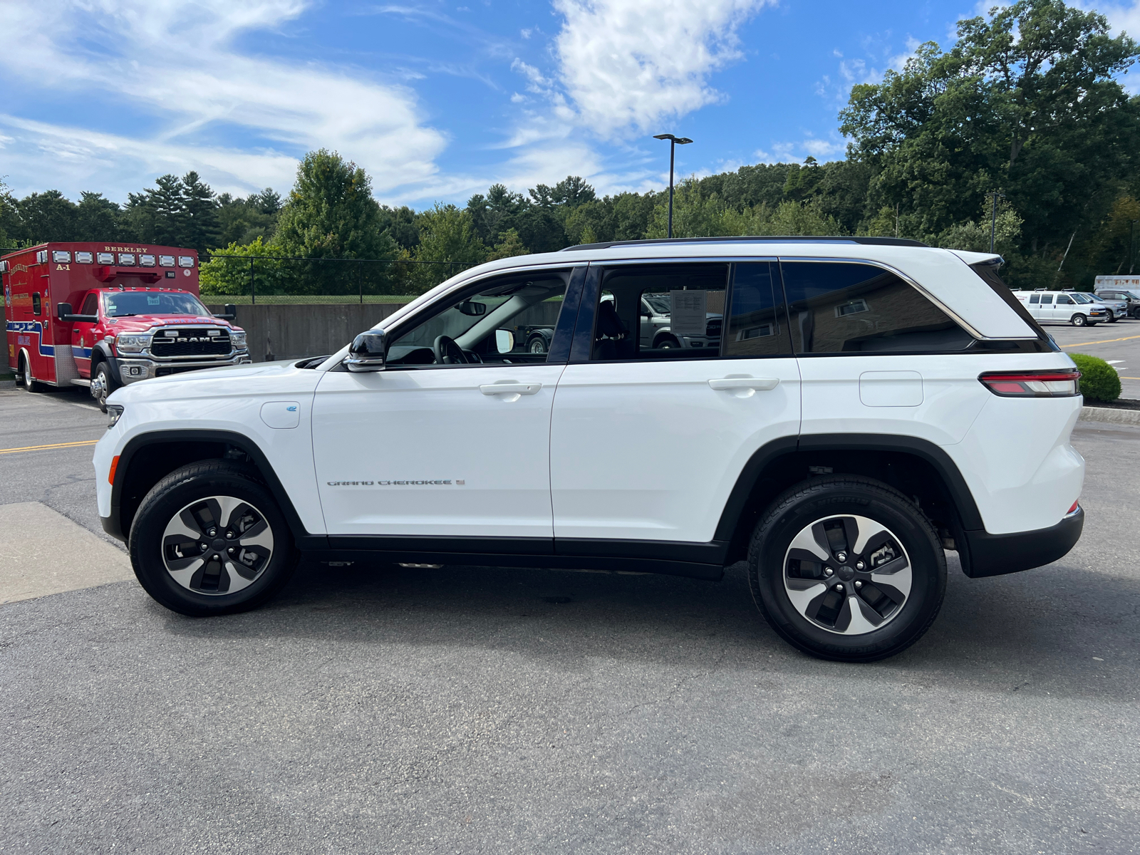 2024 Jeep Grand Cherokee  5