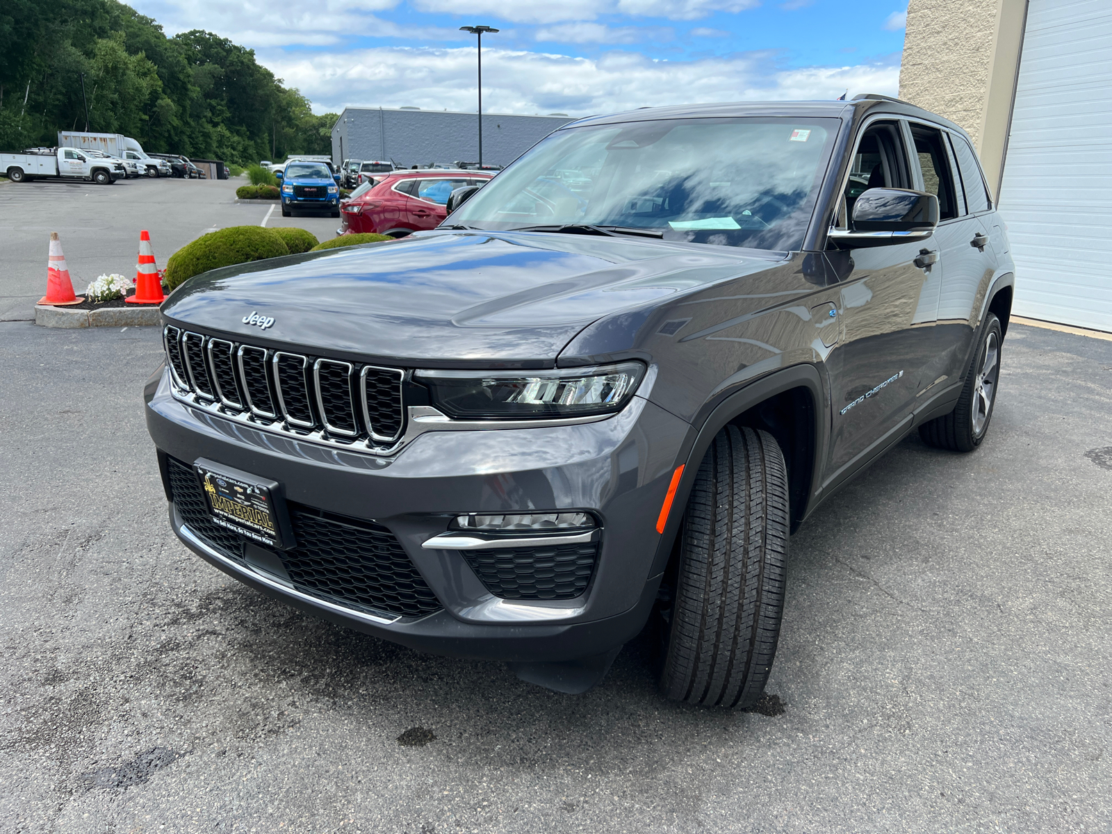 2024 Jeep Grand Cherokee  4