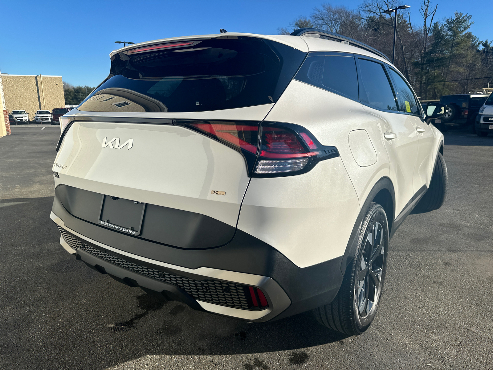 2023 Kia Sportage Plug-In Hybrid X-Line 10